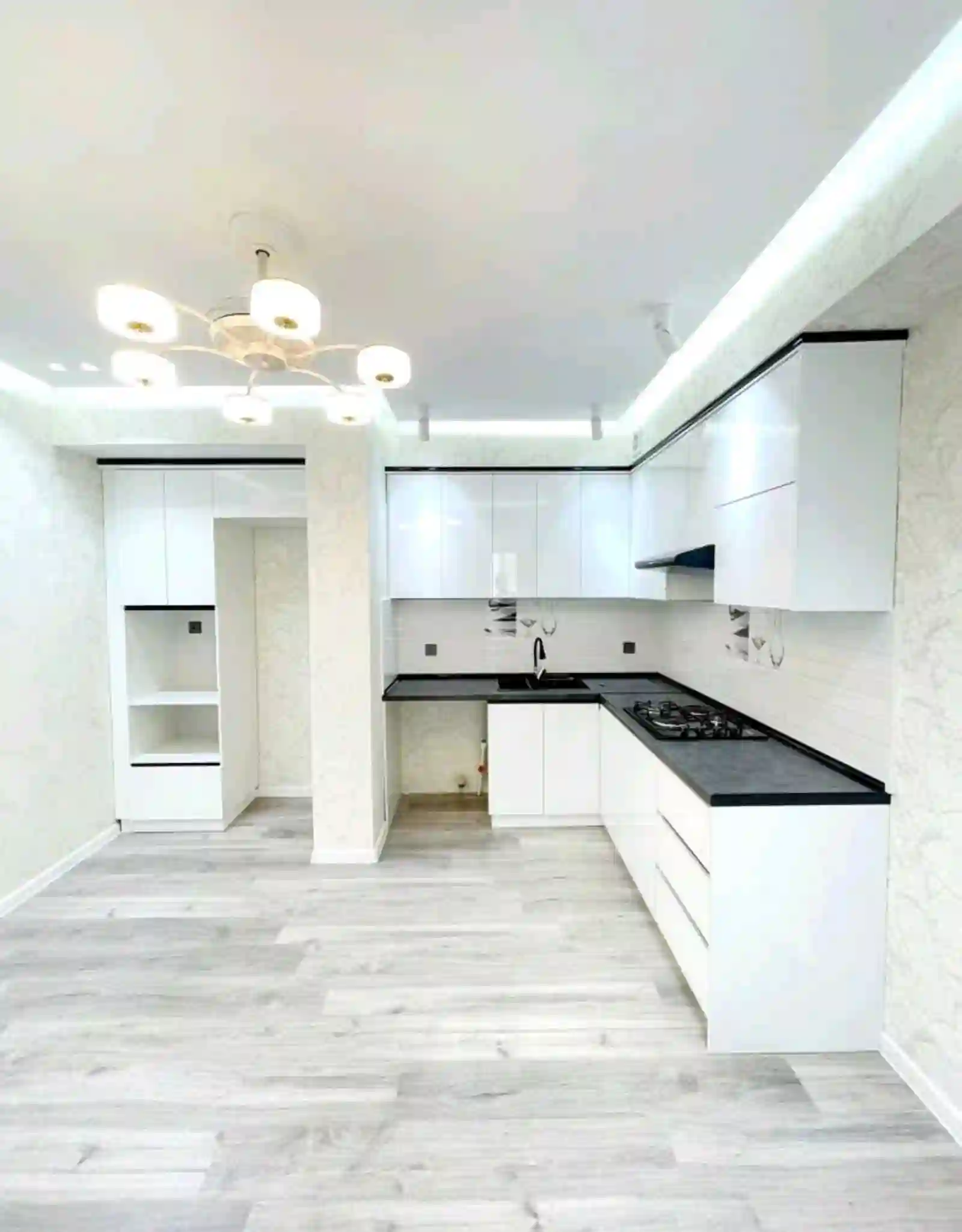 3-к квартира, 6 этаж, 71 м², Худжанд