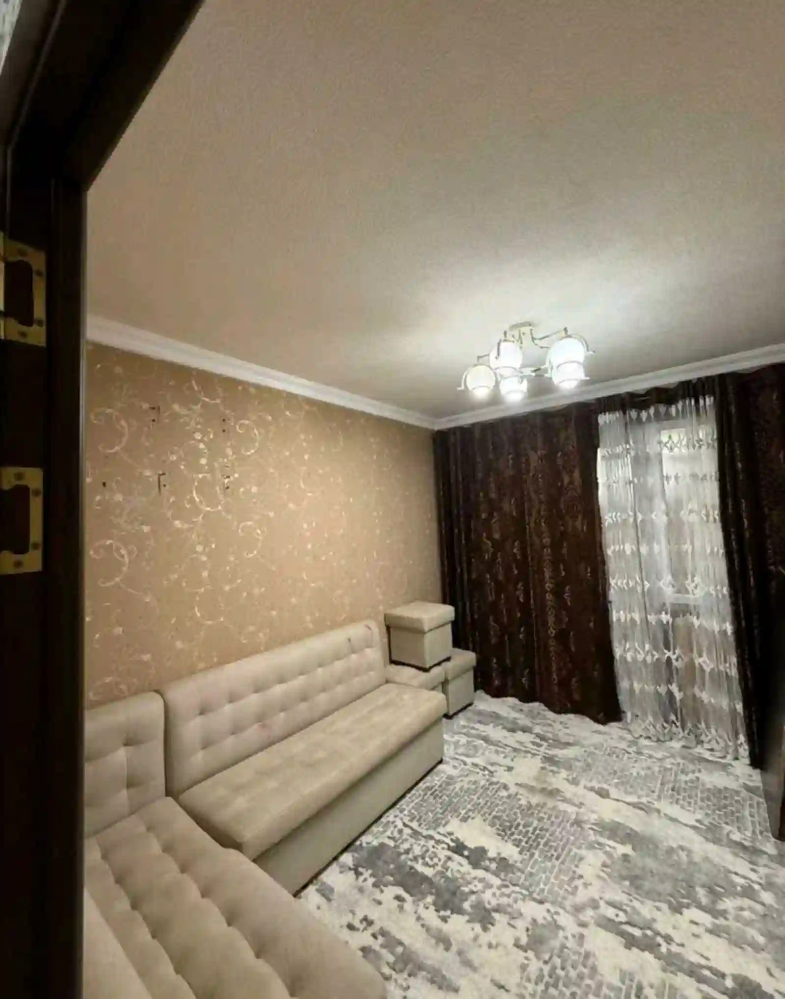4-к квартира, 5 этаж, 85 м², Худжанд