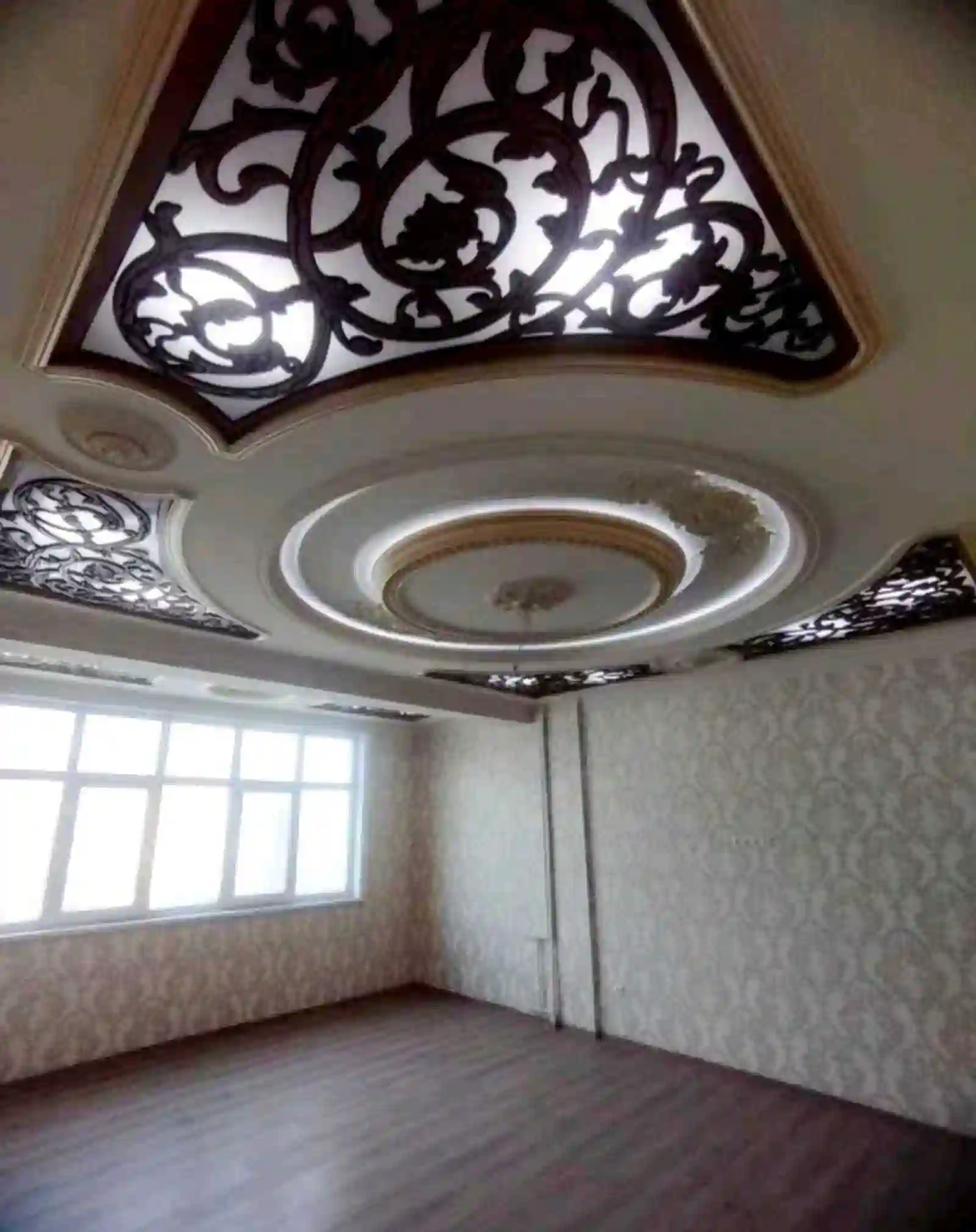 2-к квартира, 3 этаж, 91 м², Худжанд