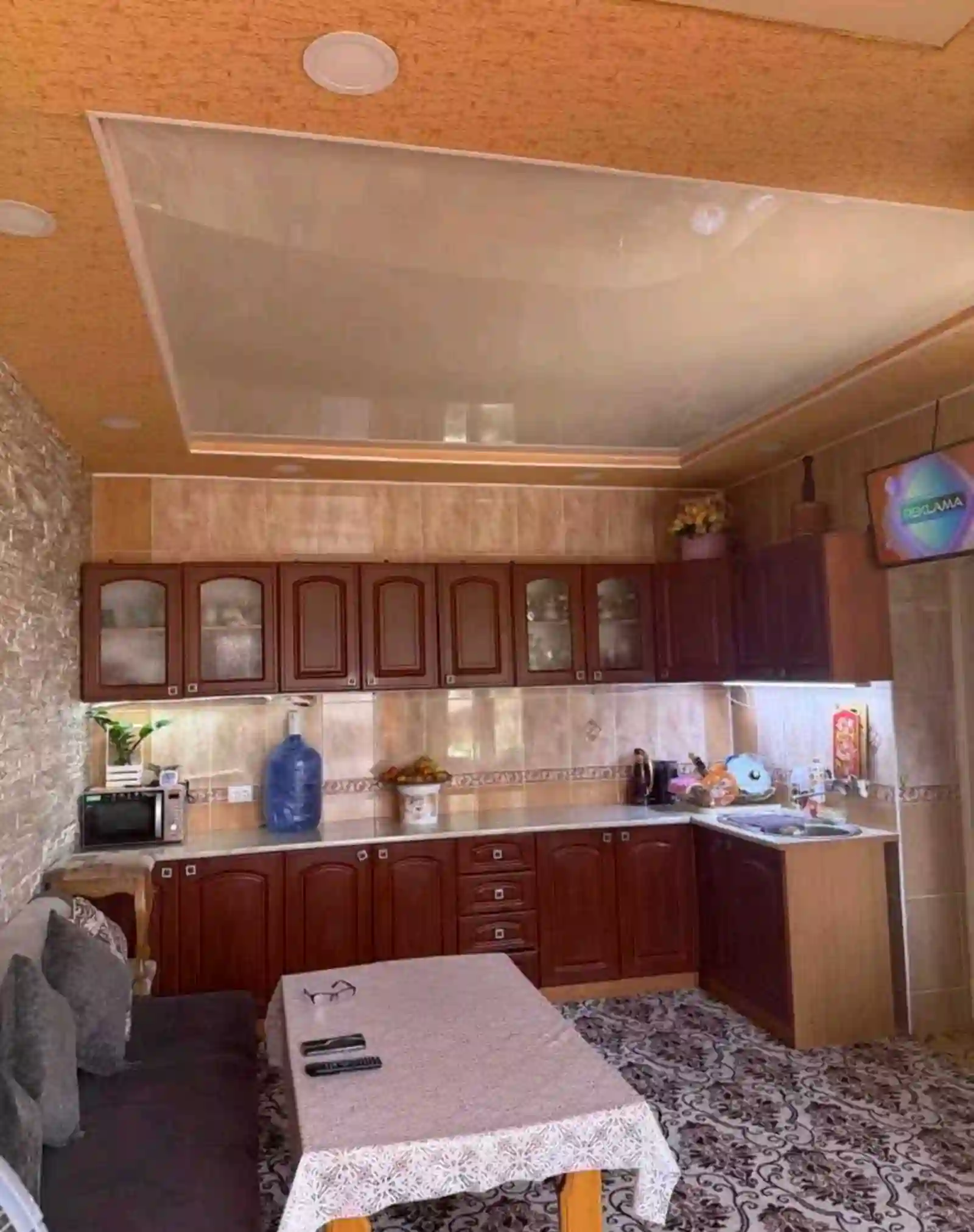 1 этажный, 6-комн. дом, 140 м², 5 соток, Худжанд