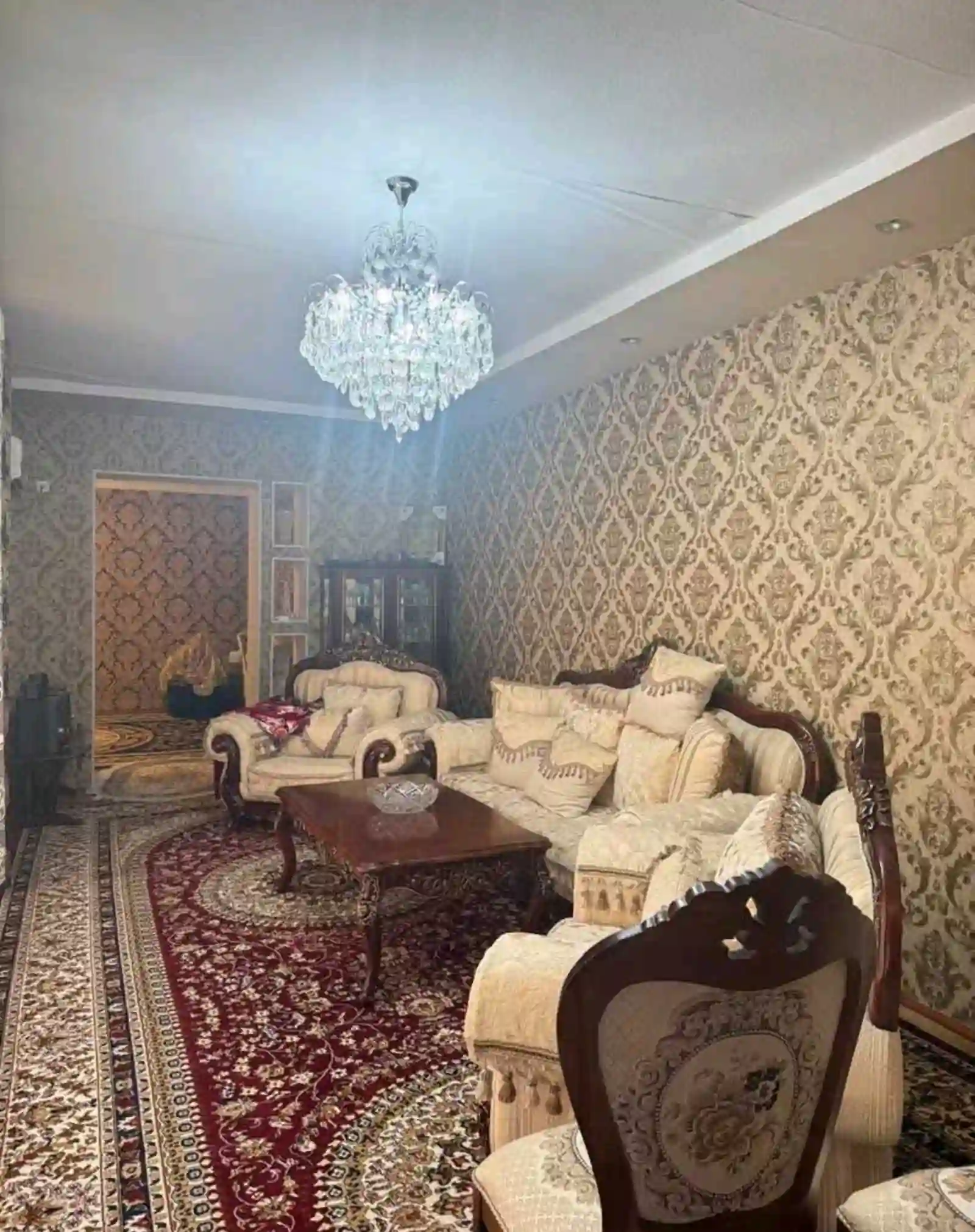 1 этажный, 6-комн. дом, 140 м², 5 соток, Худжанд