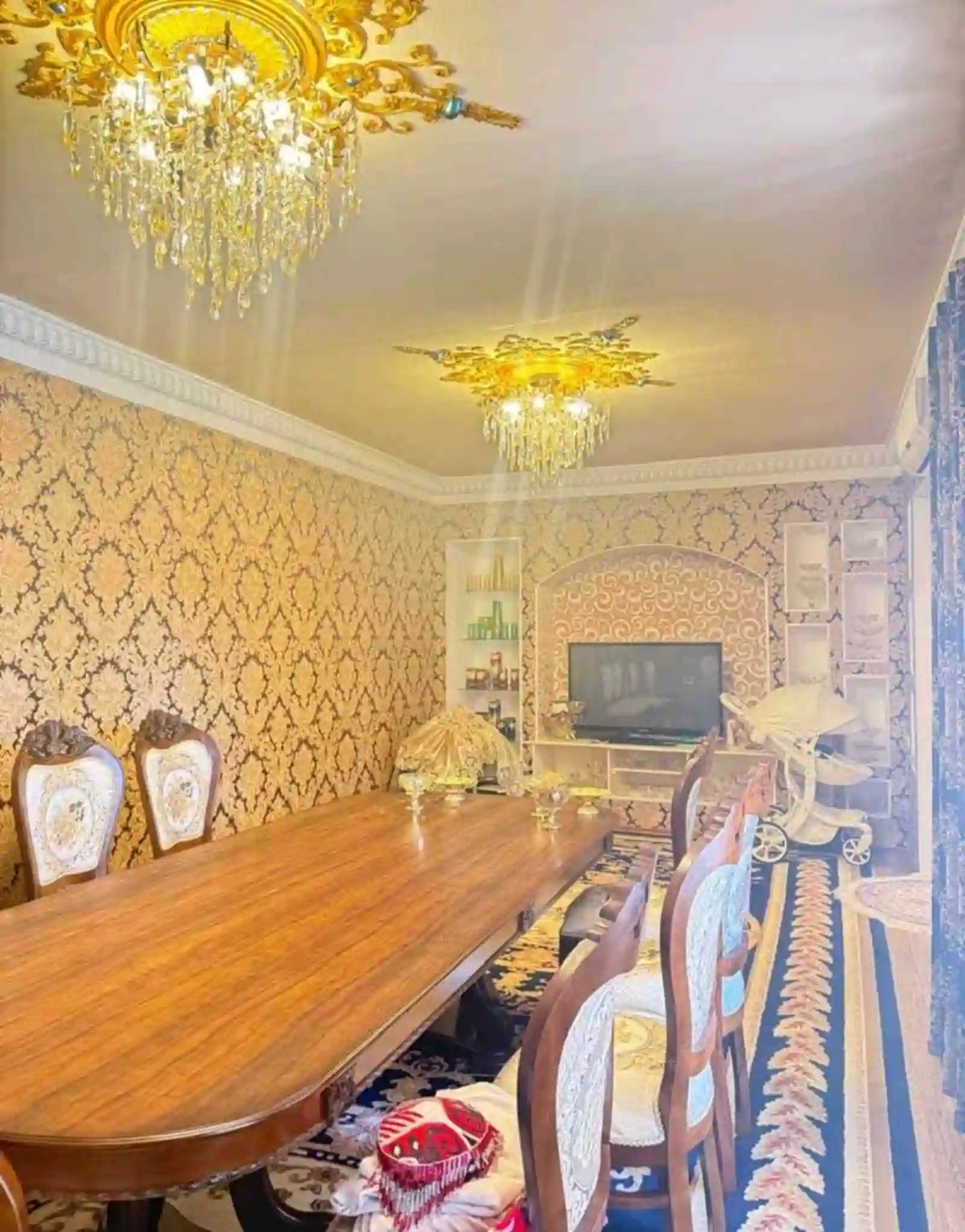 1 этажный, 6-комн. дом, 140 м², 5 соток, Худжанд