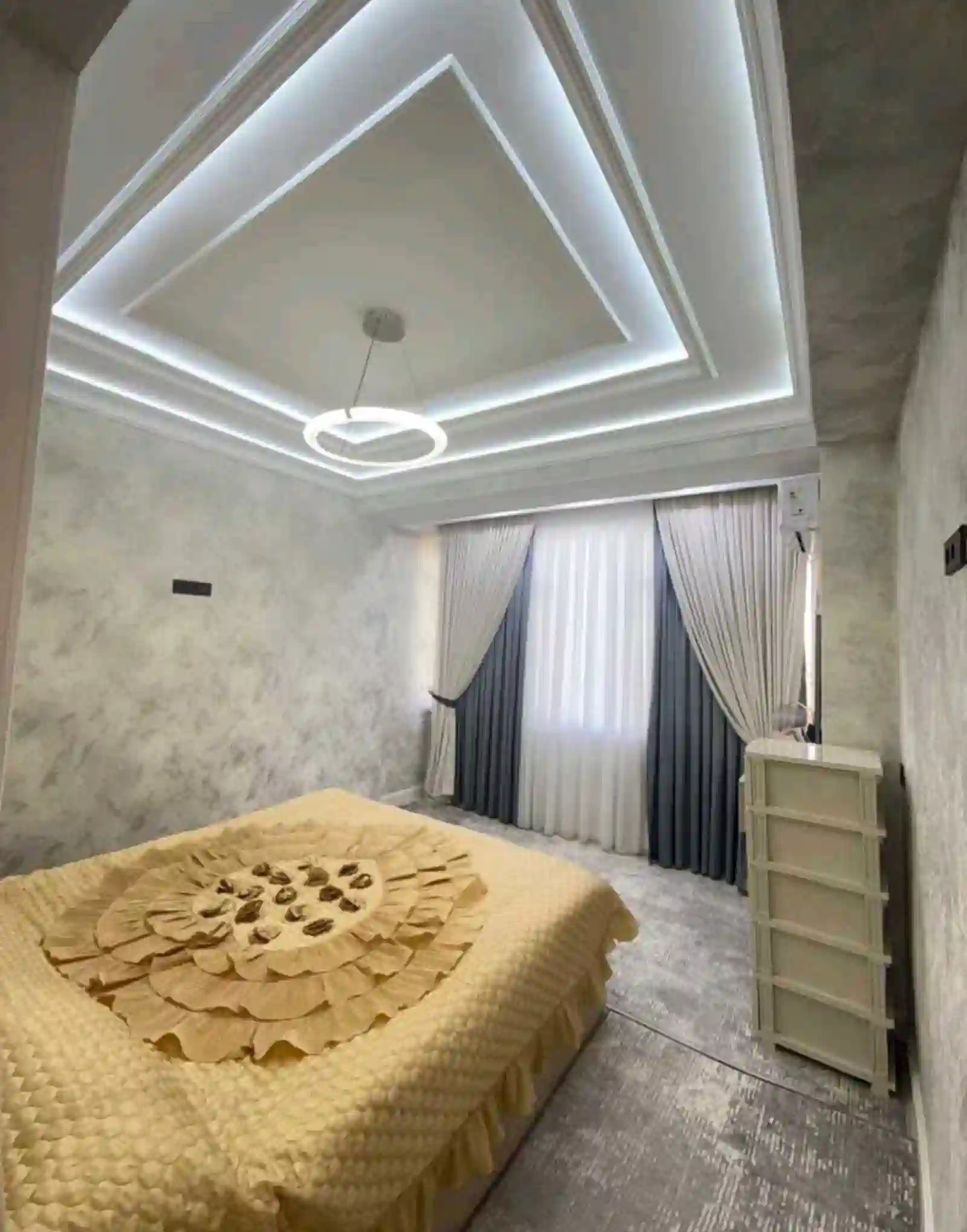 3-к квартира, 5 этаж, 91 м², Худжанд