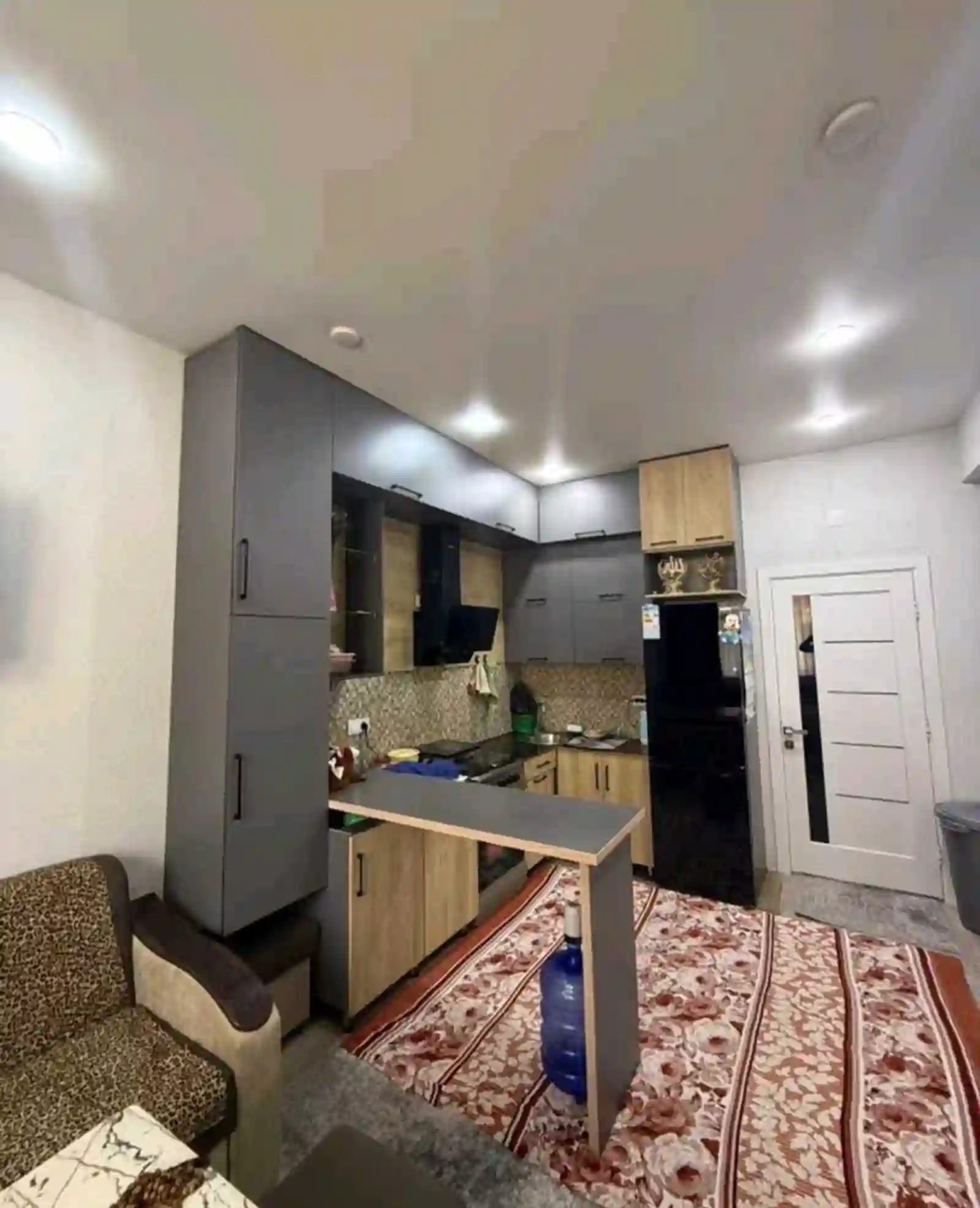 2-к квартира, 1 этаж, 75 м², Худжанд