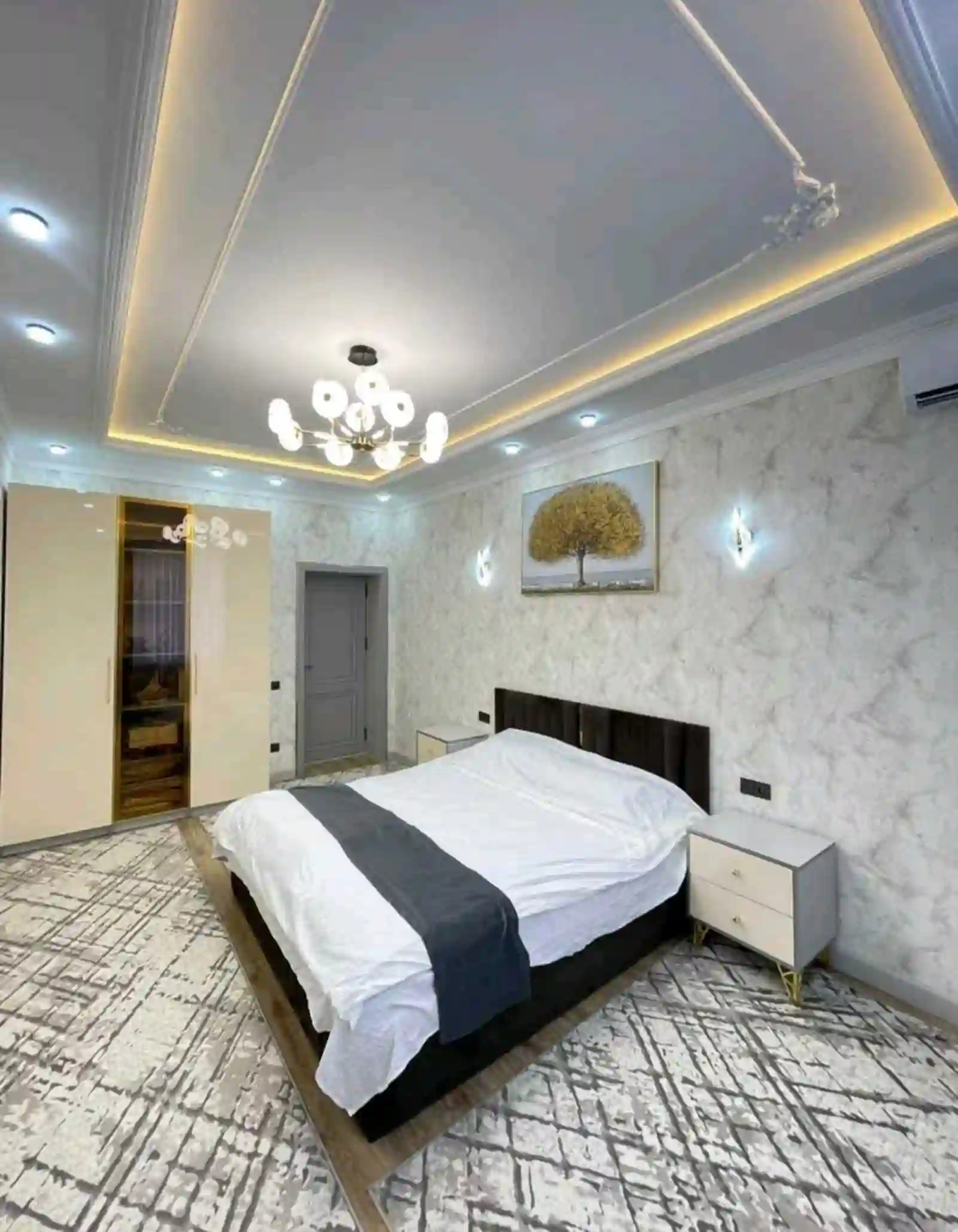 4-к квартира, 5 этаж, 101 м², Худжанд