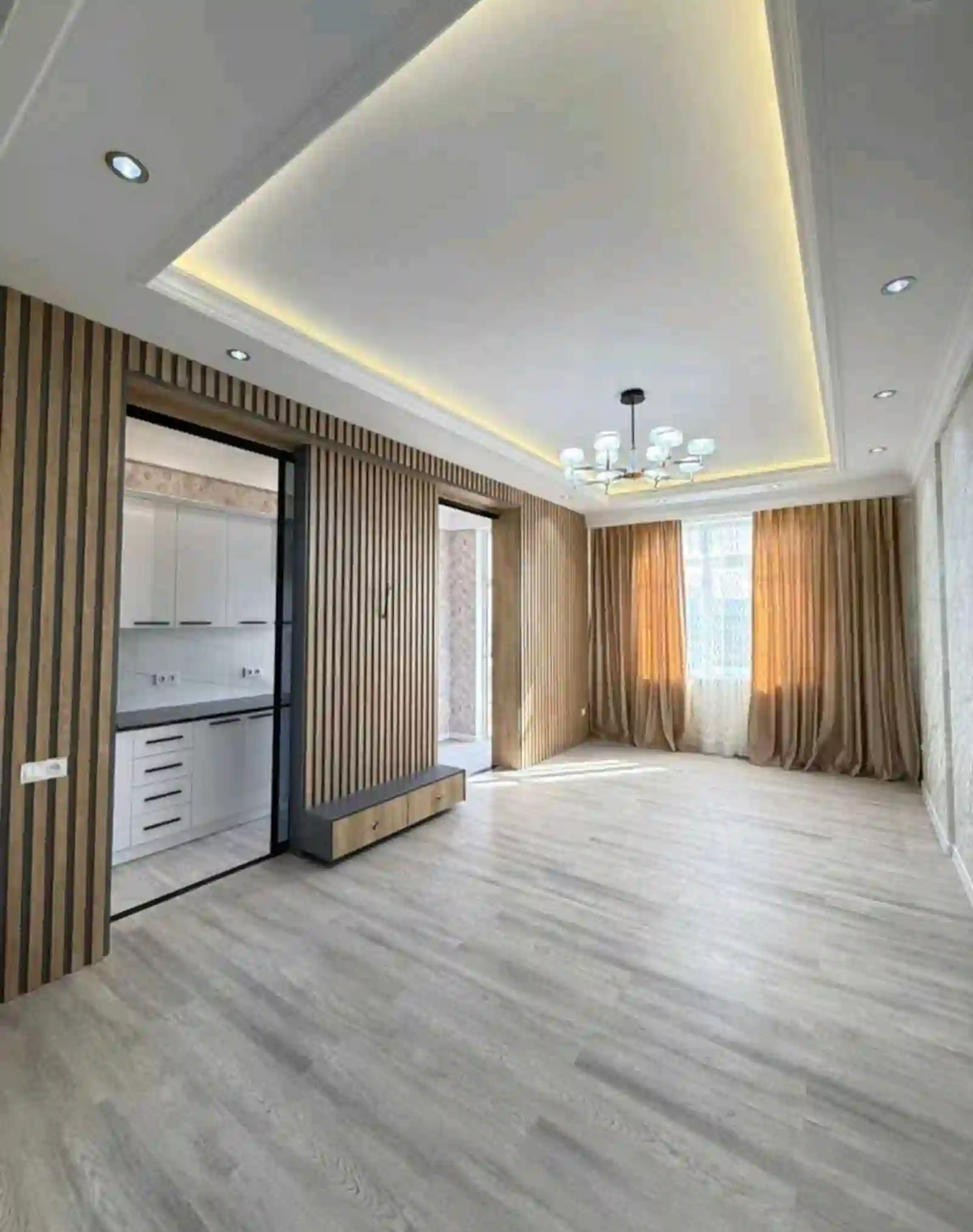 2-к квартира, 8 этаж, 58 м², Худжанд