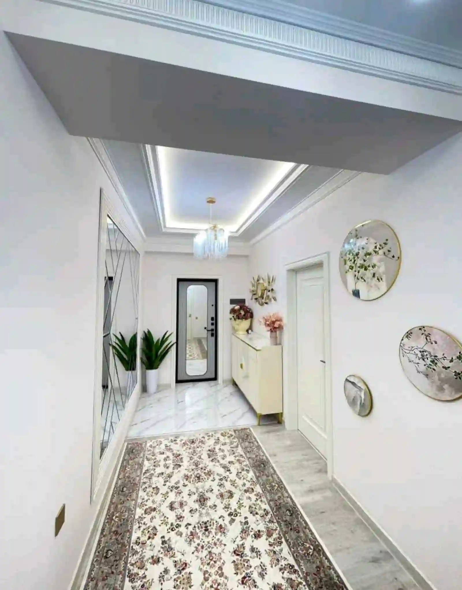 3-к квартира, 6 этаж, 90 м², Худжанд