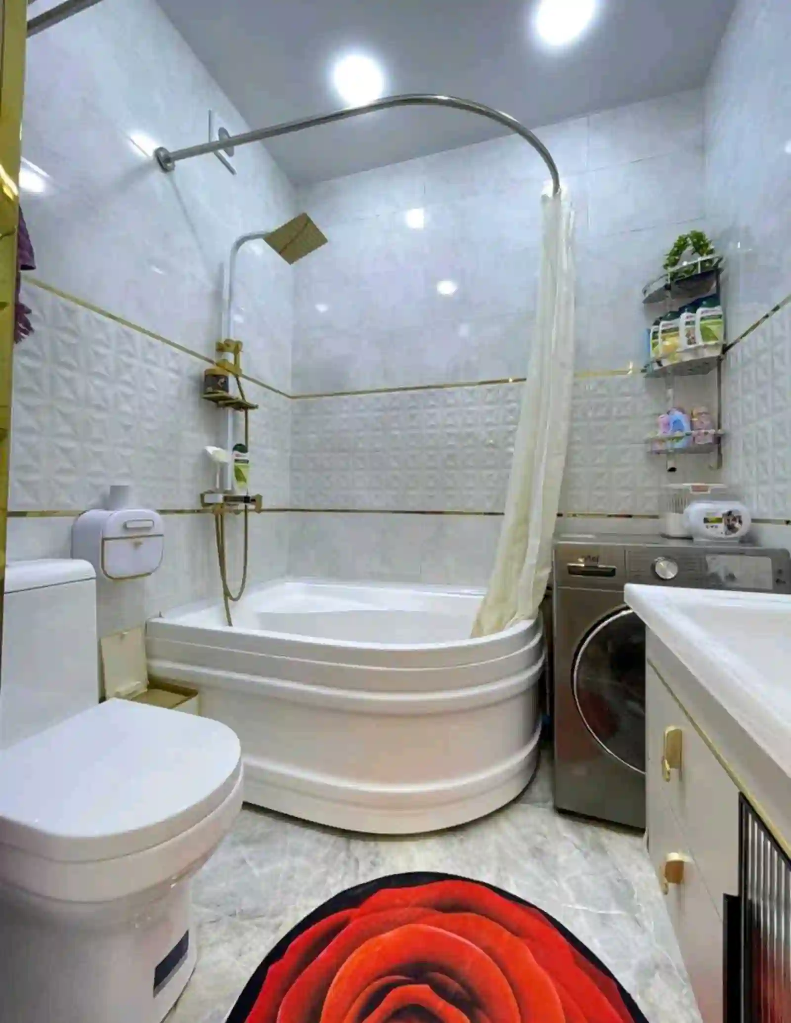 3-к квартира, 6 этаж, 90 м², Худжанд