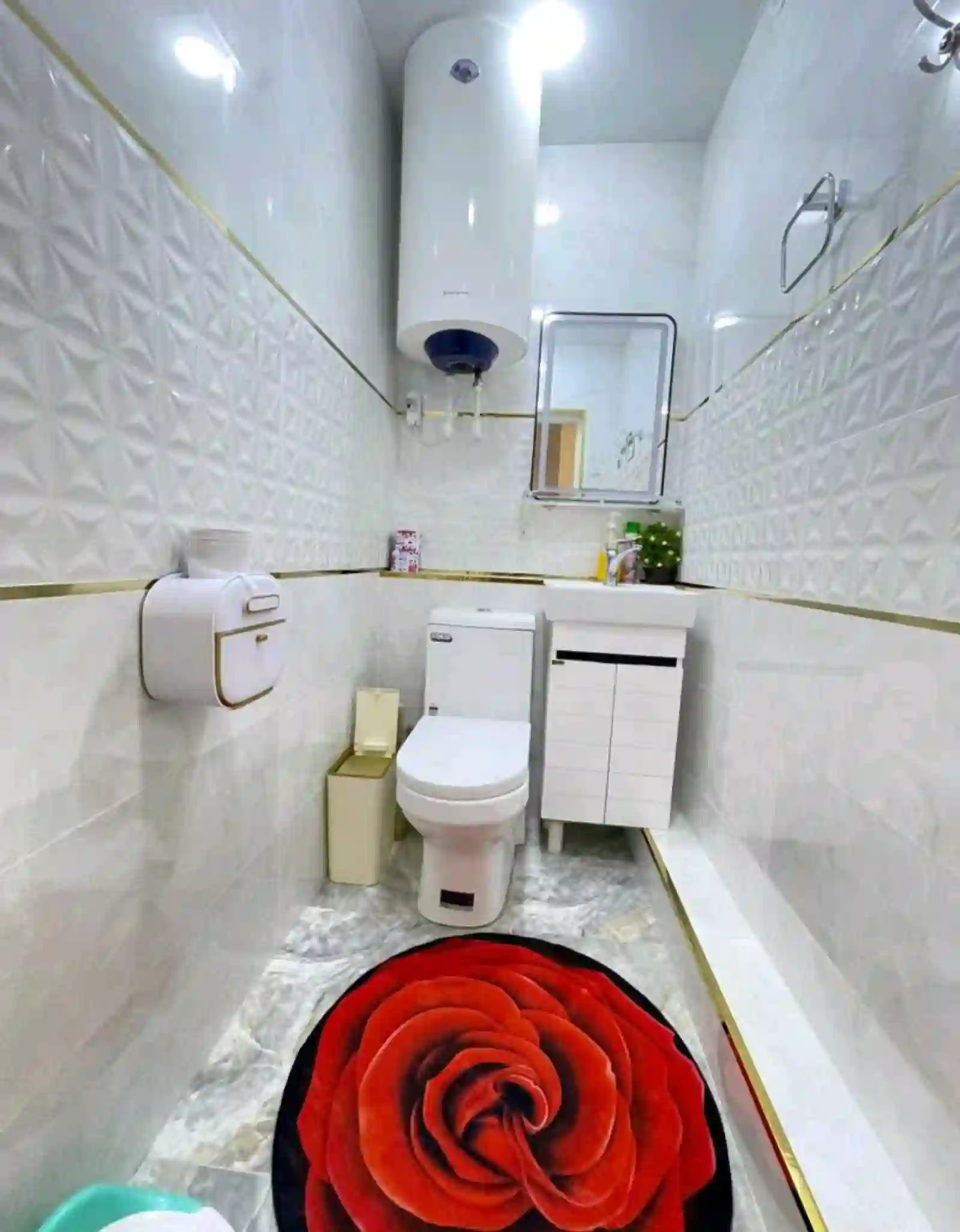 3-к квартира, 6 этаж, 90 м², Худжанд
