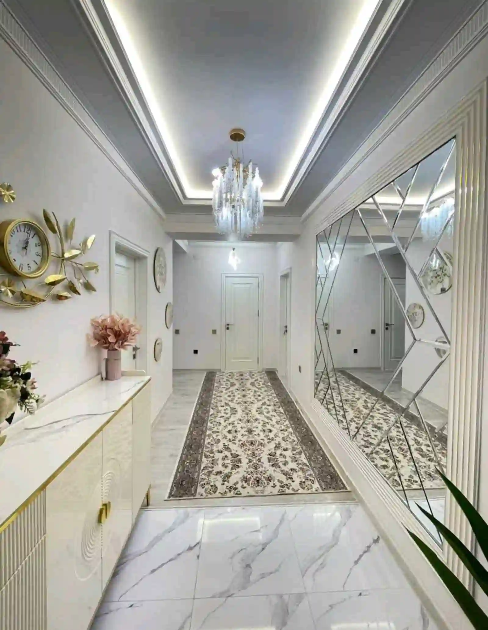 3-к квартира, 6 этаж, 90 м², Худжанд