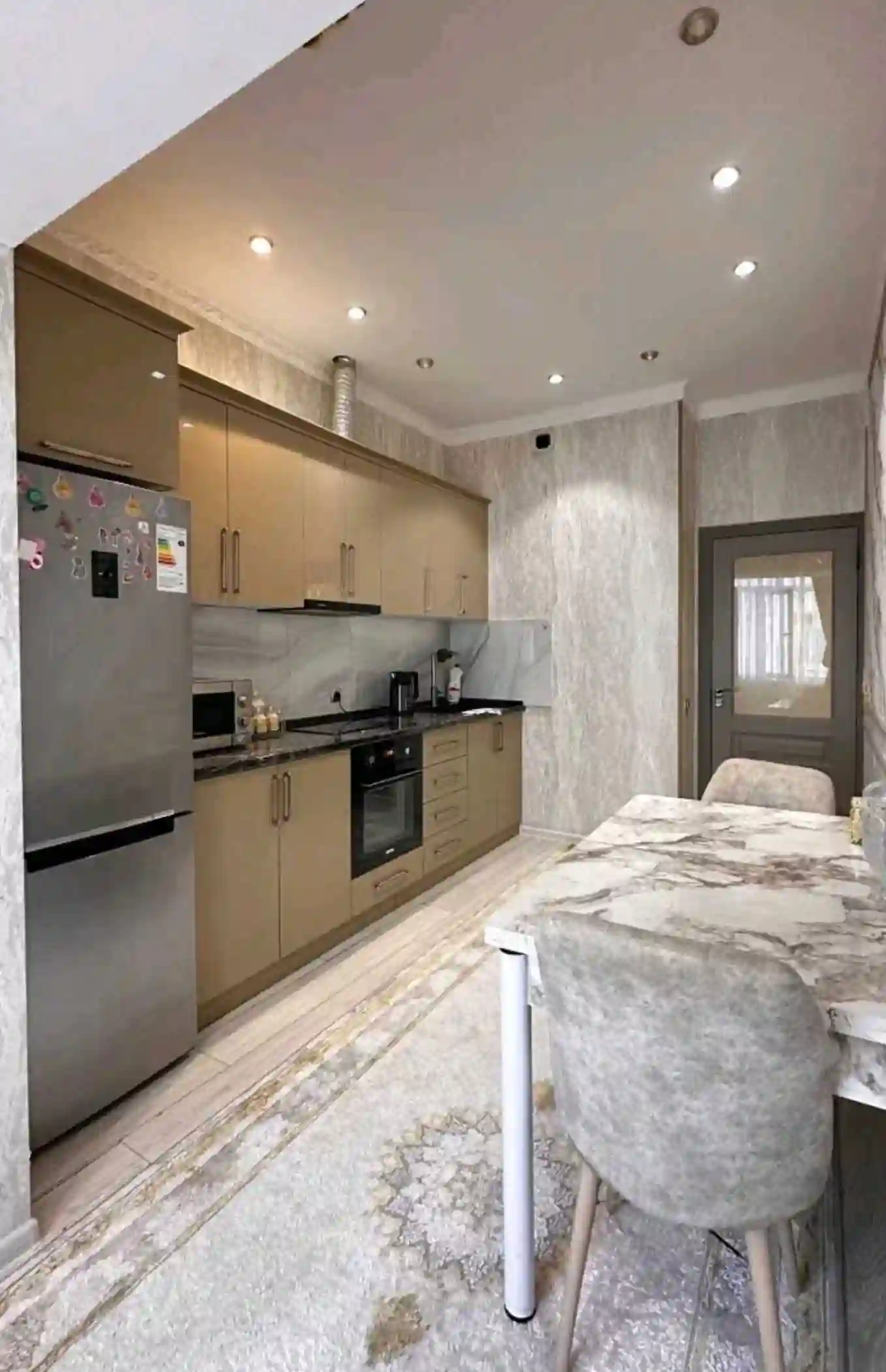 2-к квартира, 17 этаж, 73 м², Фирдавси