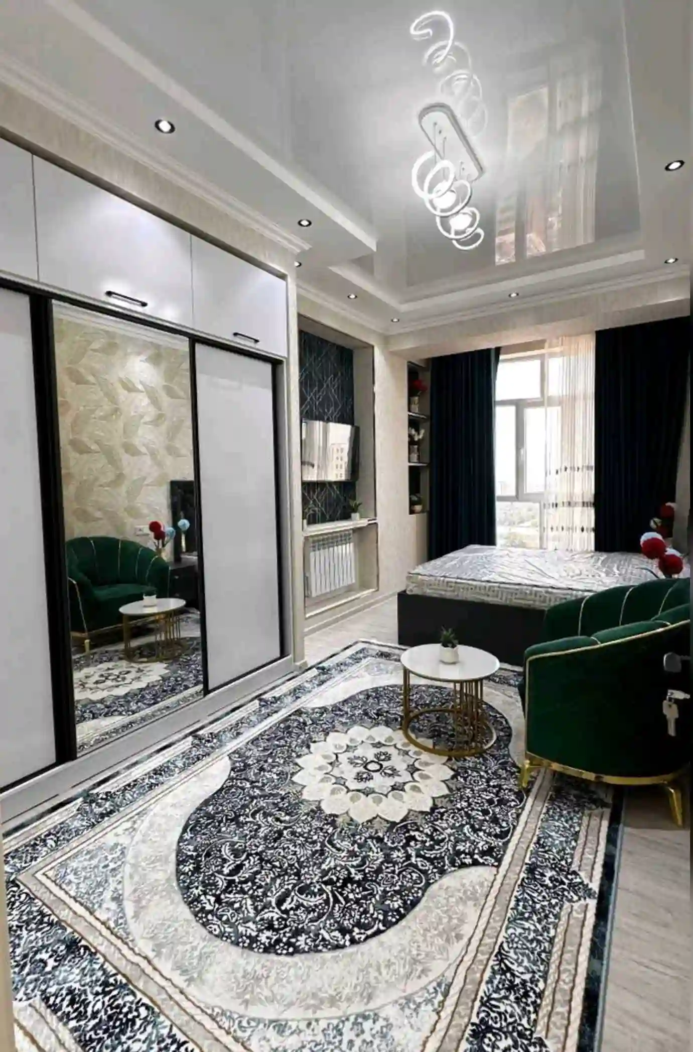 3-к квартира, 15 этаж, 77 м², Фирдавси
