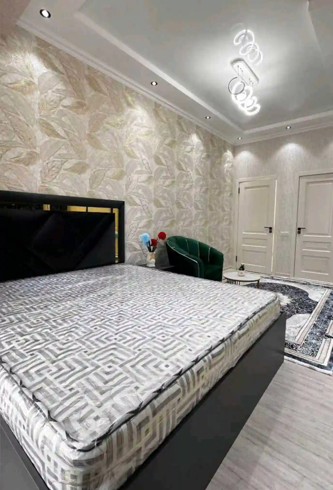 3-к квартира, 15 этаж, 77 м², Фирдавси