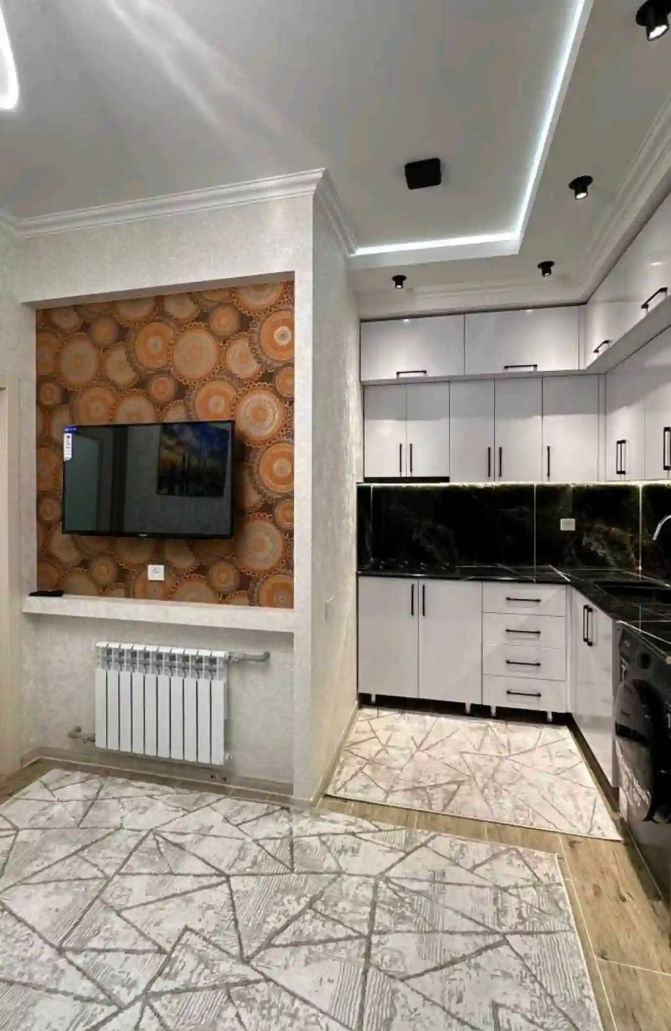 3-к квартира, 15 этаж, 77 м², Фирдавси