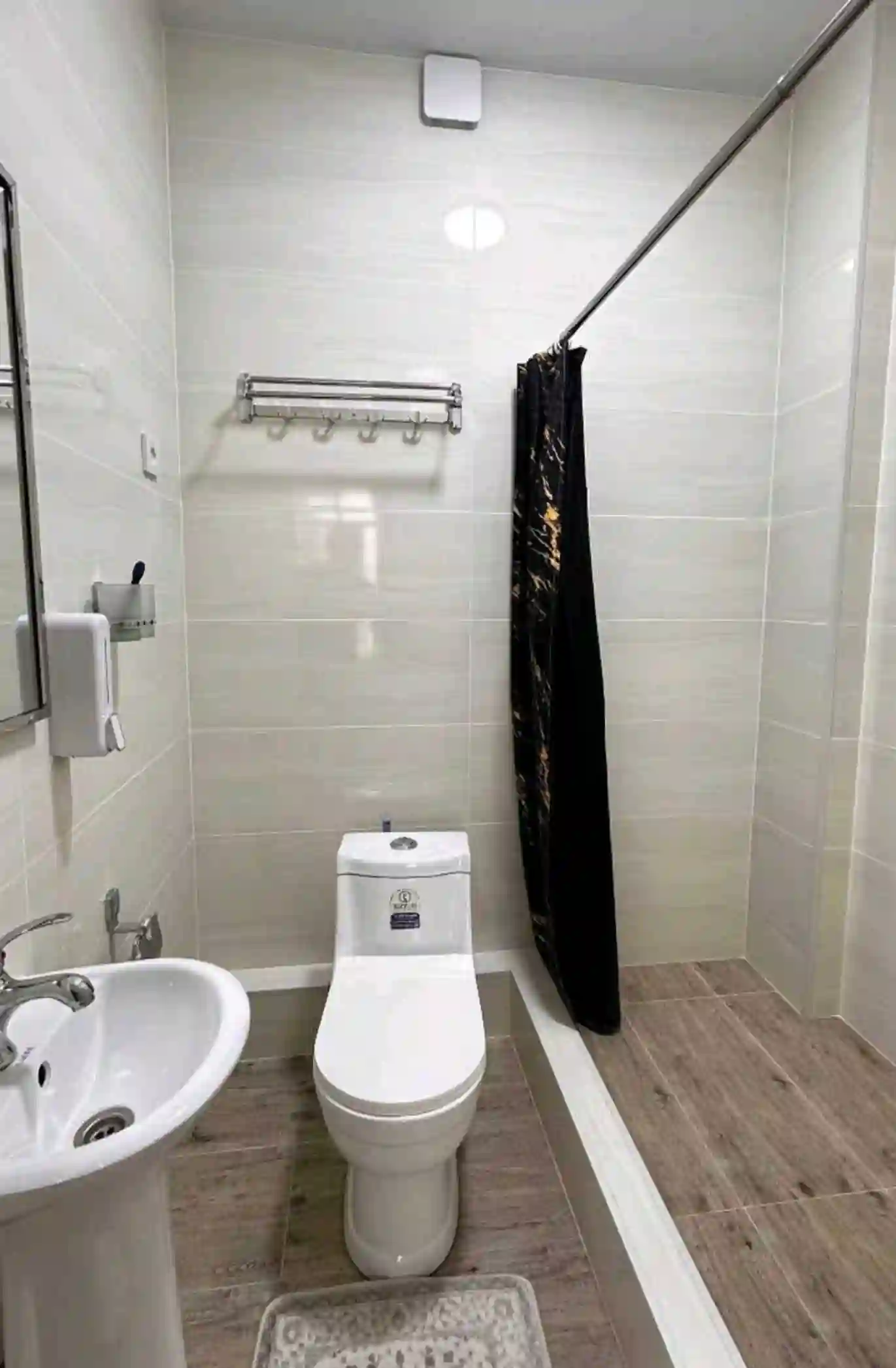 3-к квартира, 15 этаж, 77 м², Фирдавси