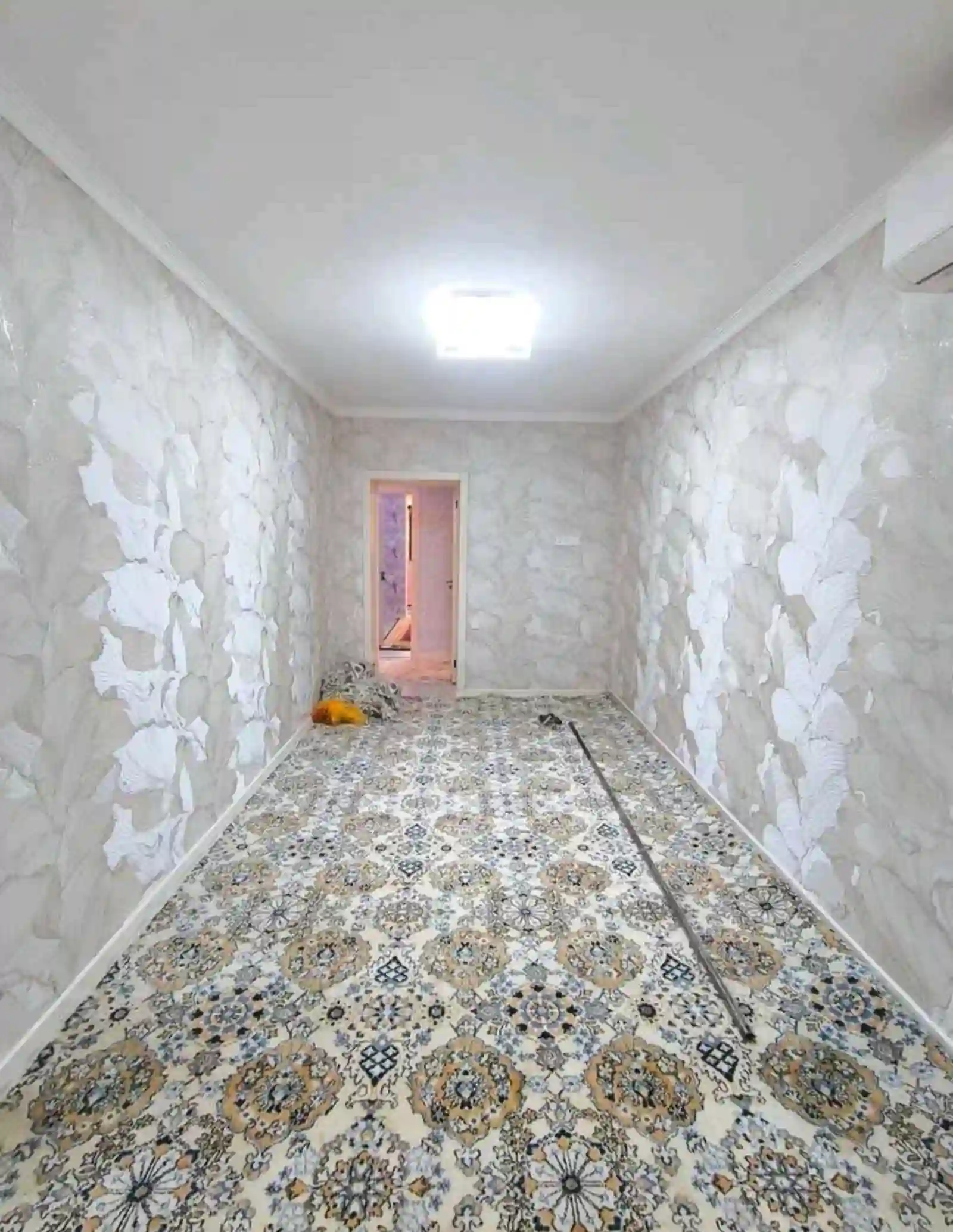 2-к квартира, 3 этаж, 60 м², Фирдавси