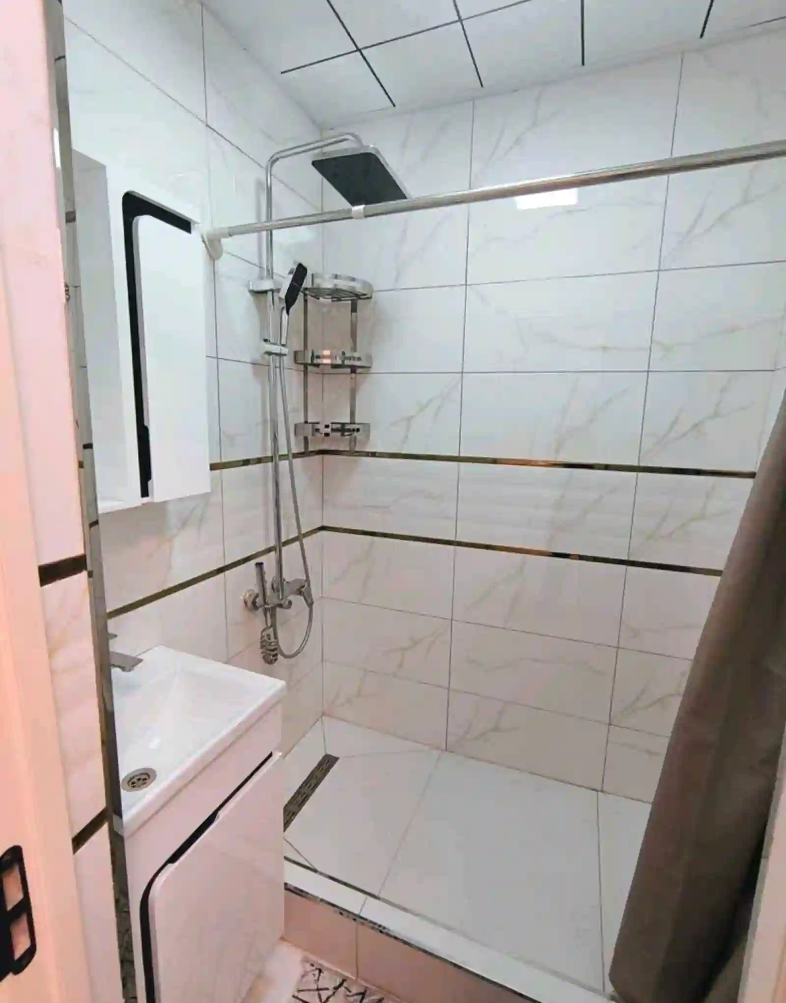 2-к квартира, 3 этаж, 60 м², Фирдавси