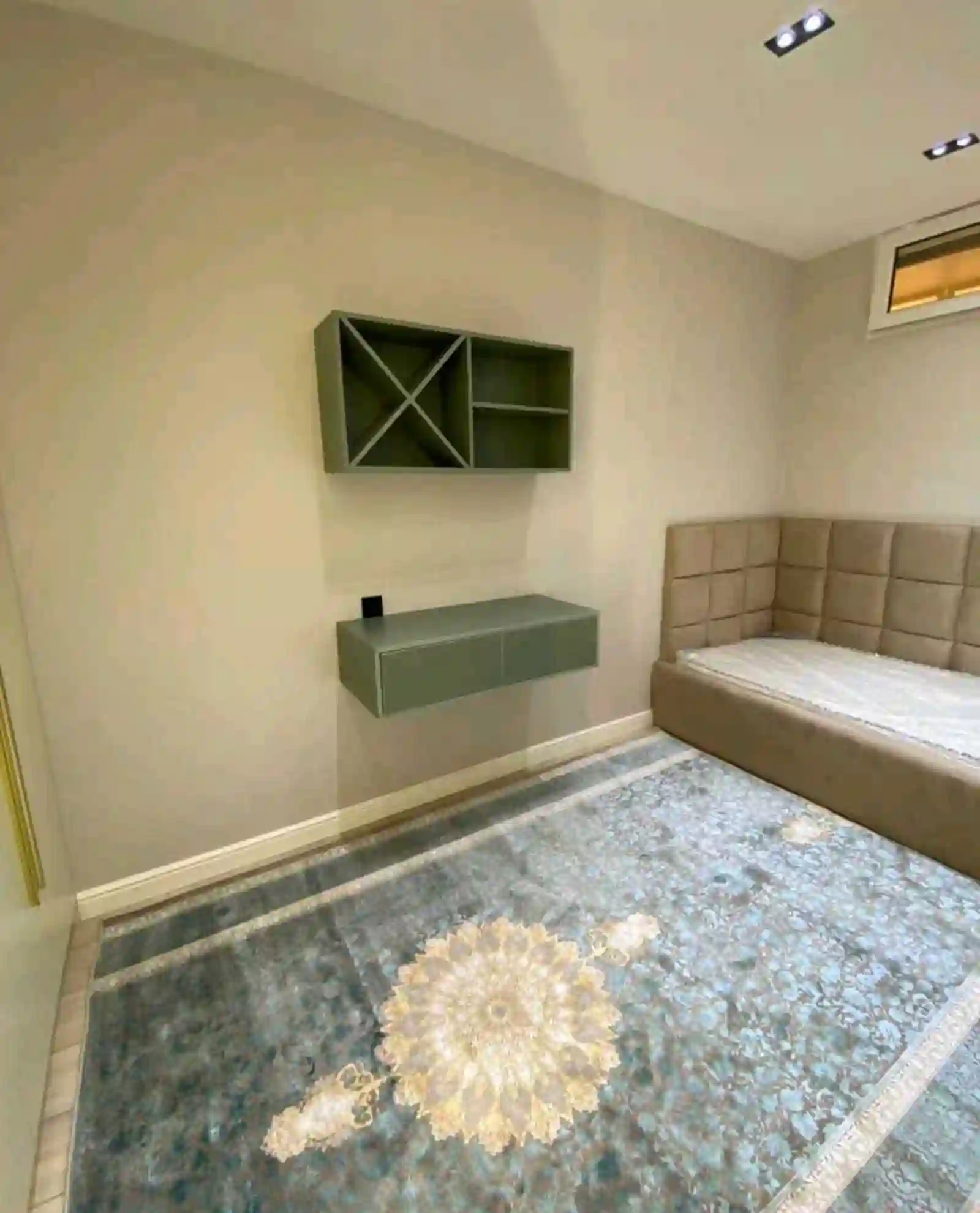 3-к квартира, 6 этаж, 78 м², Шохмансур