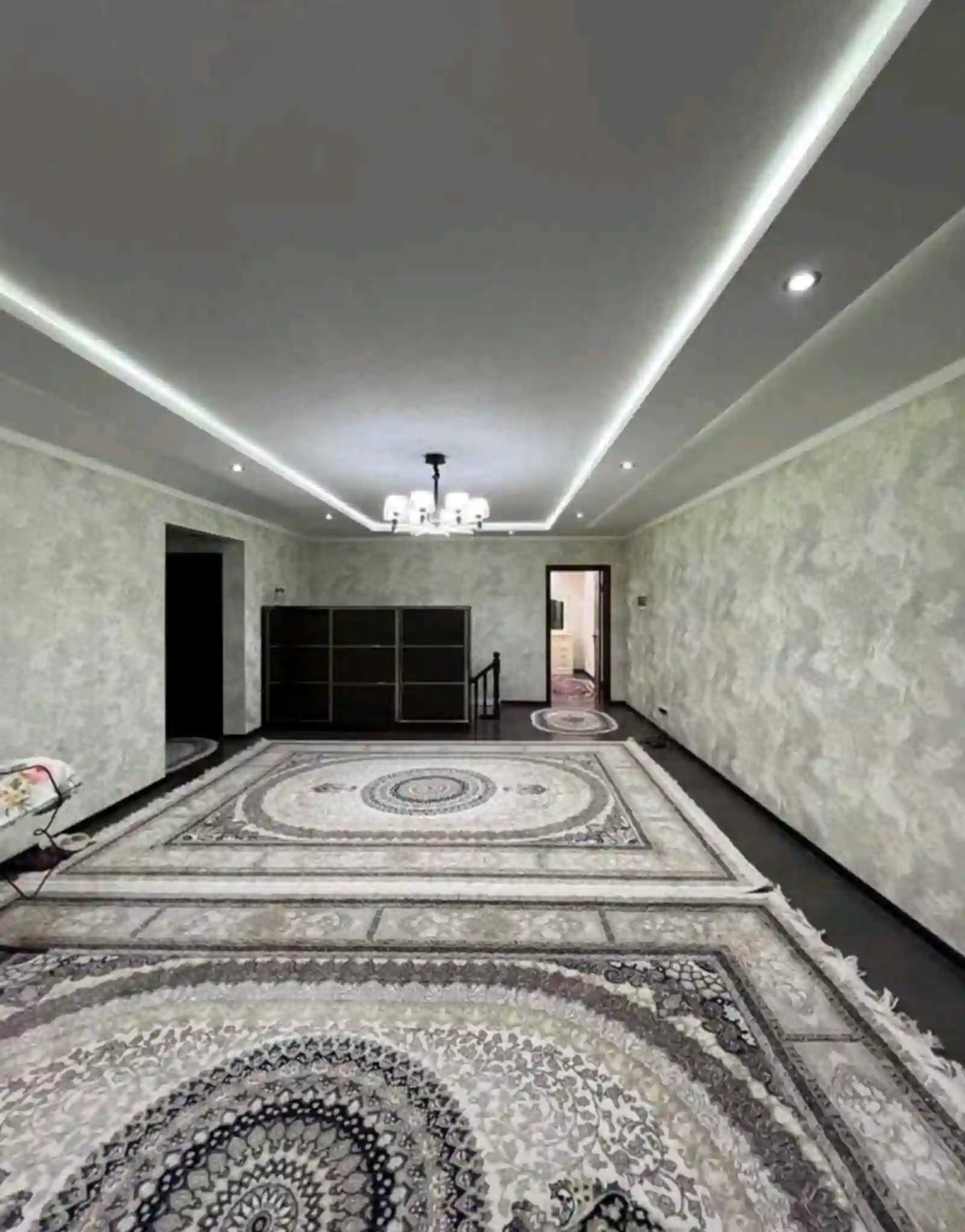 1 этажный, 10-комн. дом, 280 м², 3 соток, Сино