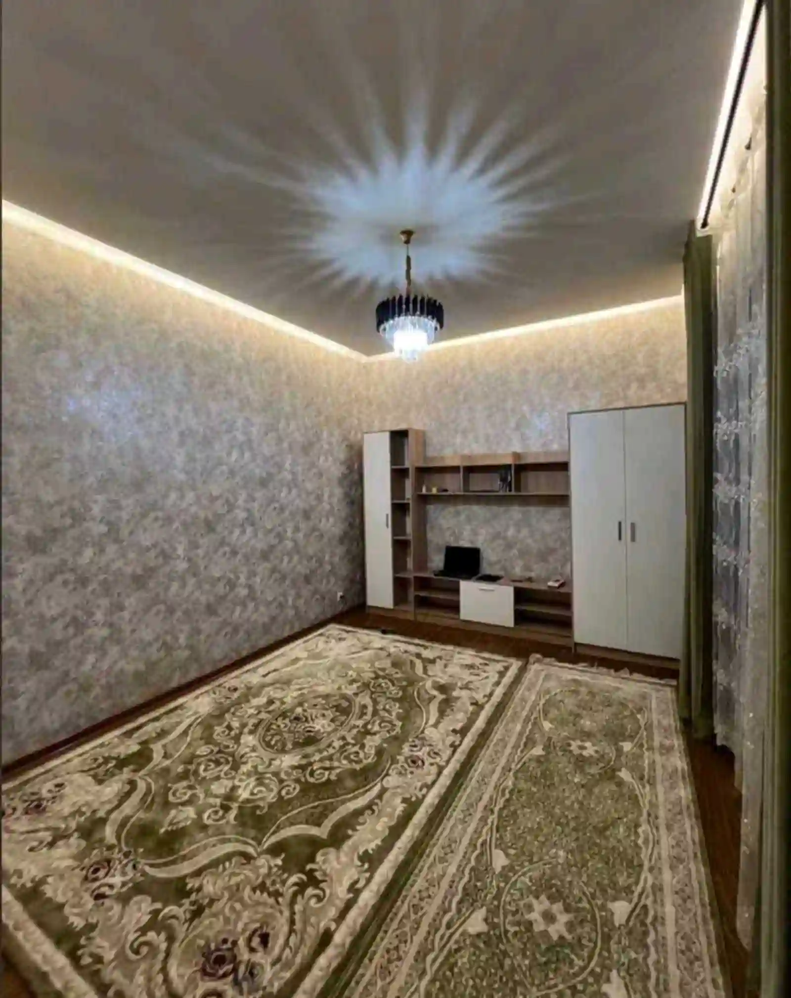 1 этажный, 10-комн. дом, 280 м², 3 соток, Сино