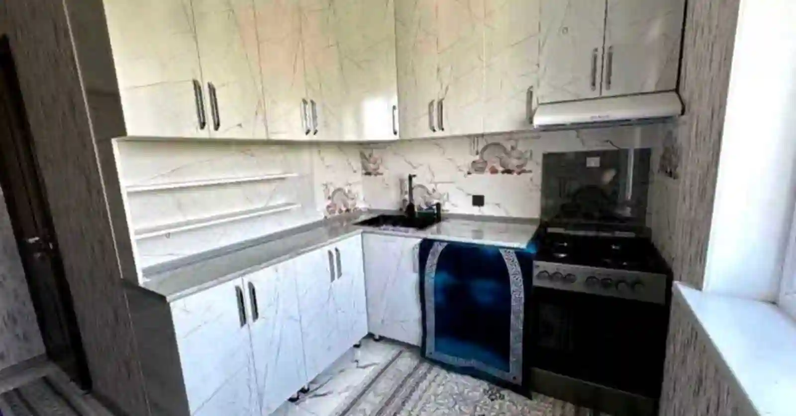 2-к квартира, 4 этаж, 48 м², Фирдавси