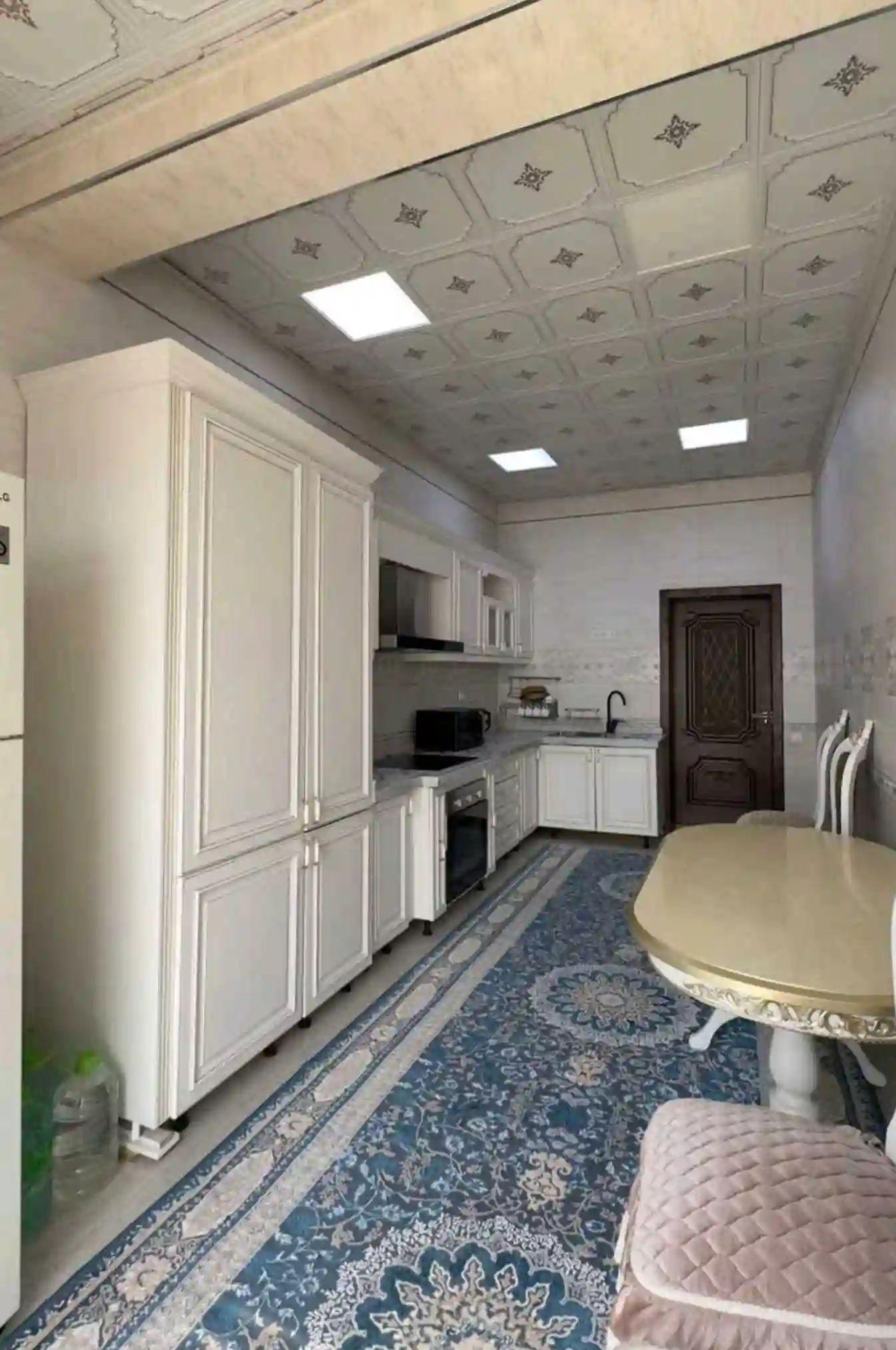 3-к квартира, 19 этаж, 128 м², Шохмансур