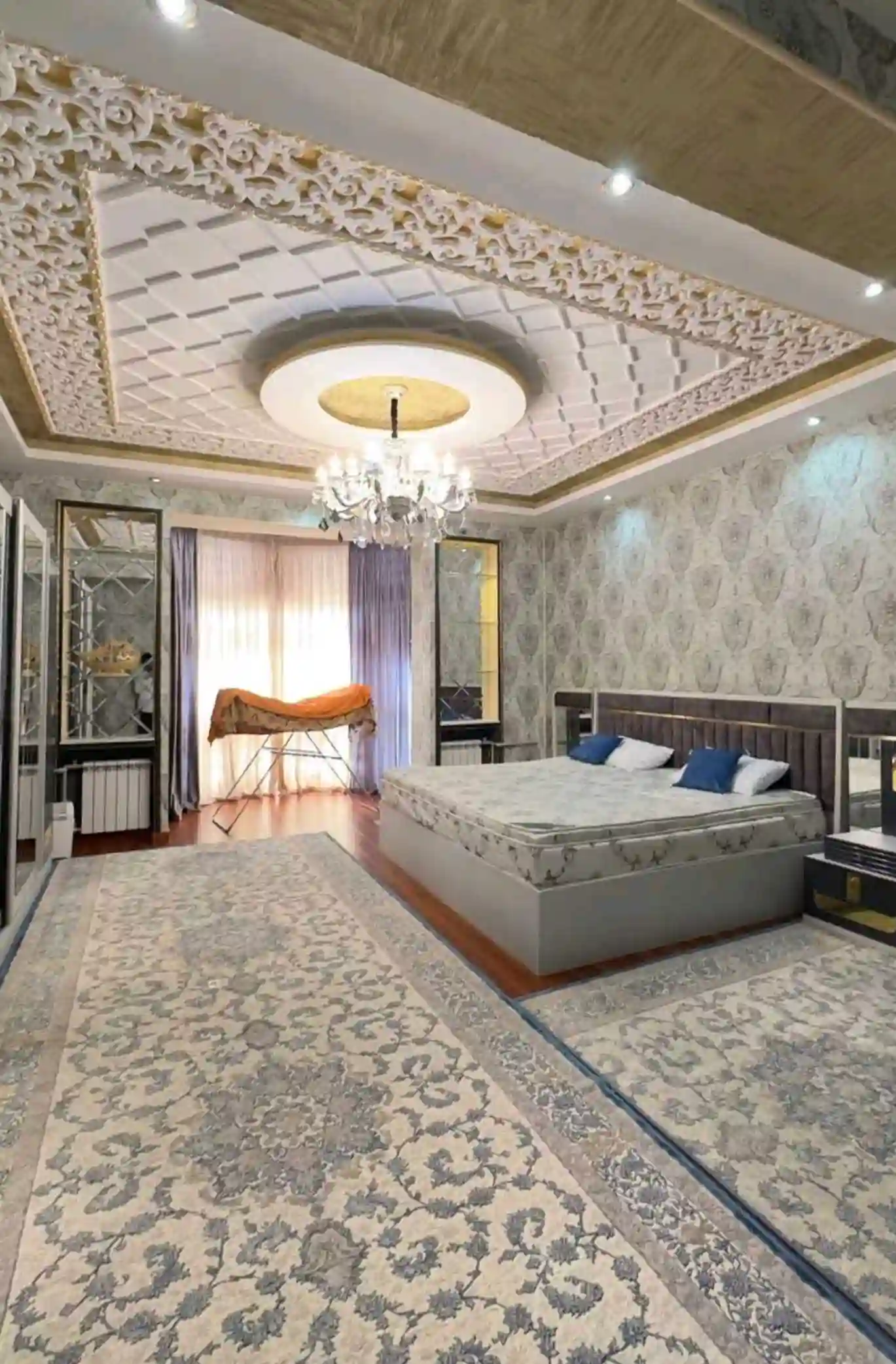 3-к квартира, 19 этаж, 128 м², Шохмансур