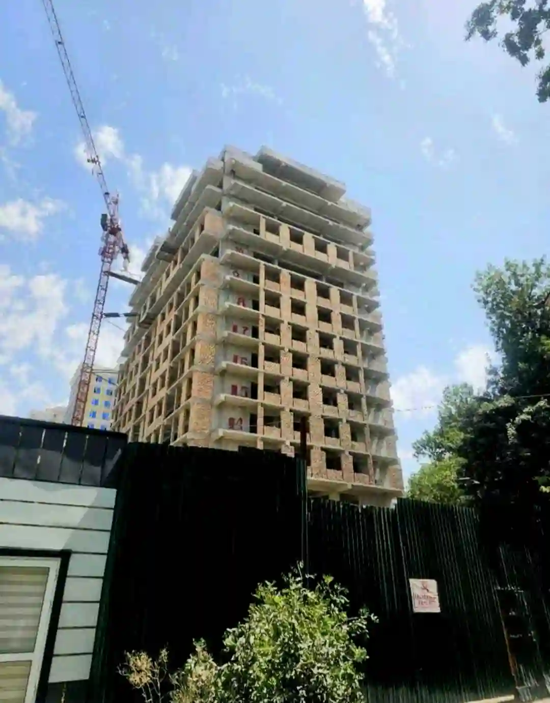 3-к квартира, 9 этаж, 113 м², Шохмансур