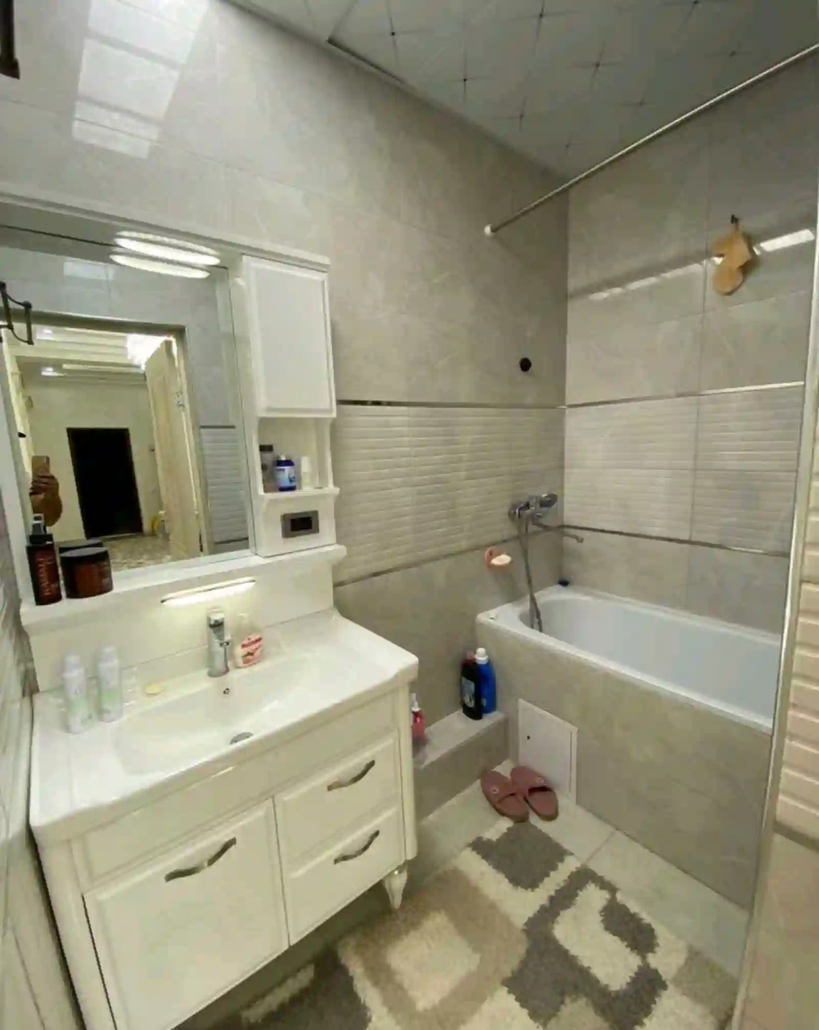 2-к квартира, 7 этаж, 94 м², Фирдавси