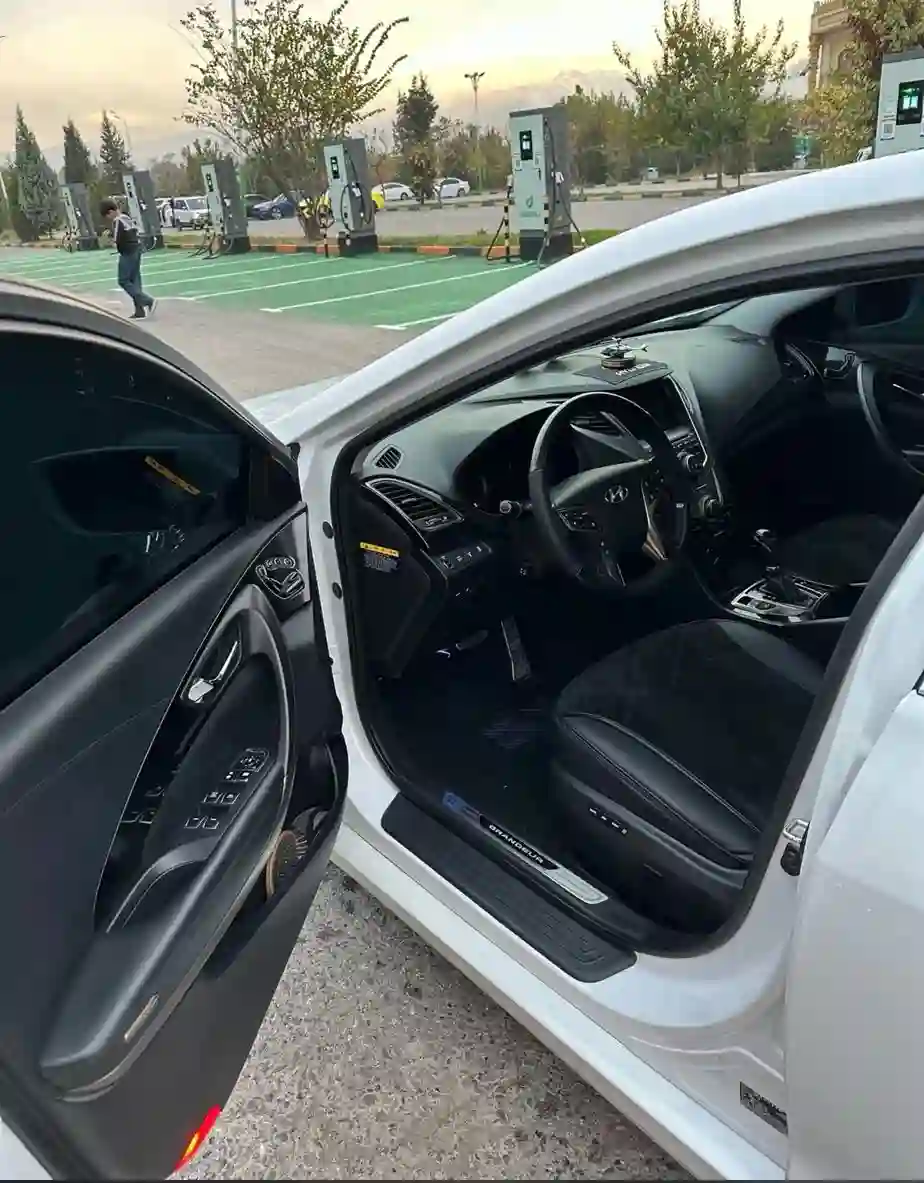 Hyundai Grandeur 2012