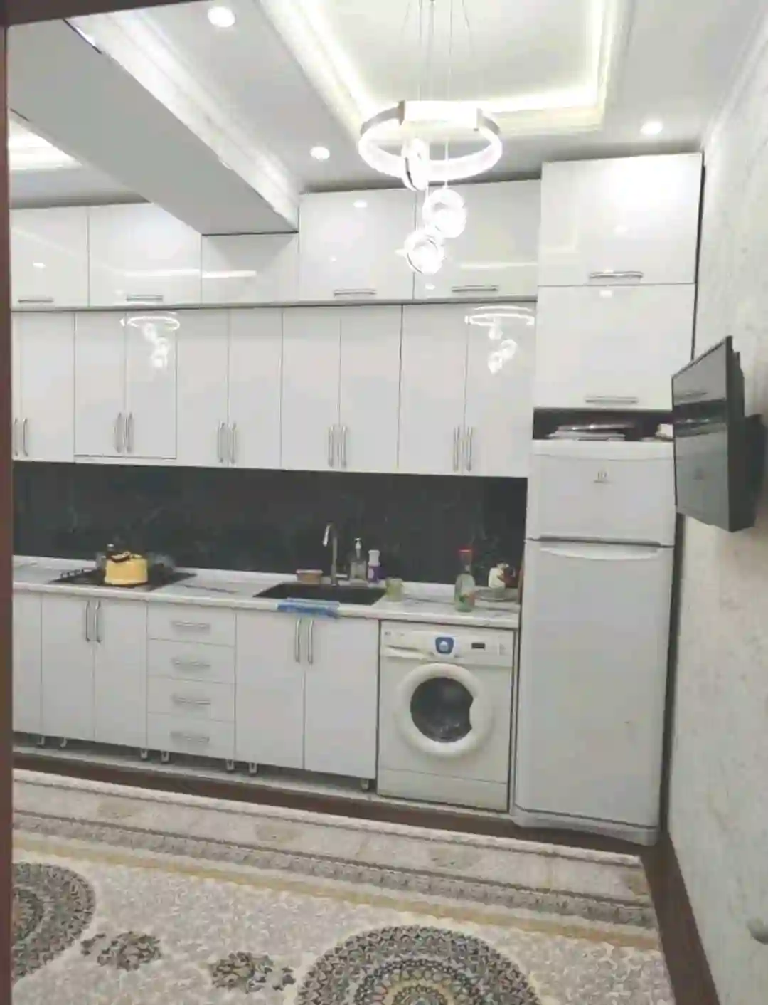 3-к квартира, 8 этаж, 90 м², Сино