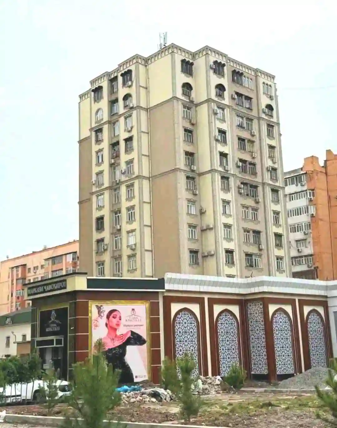 2-к квартира, 12 этаж, 74 м², Шохмансур