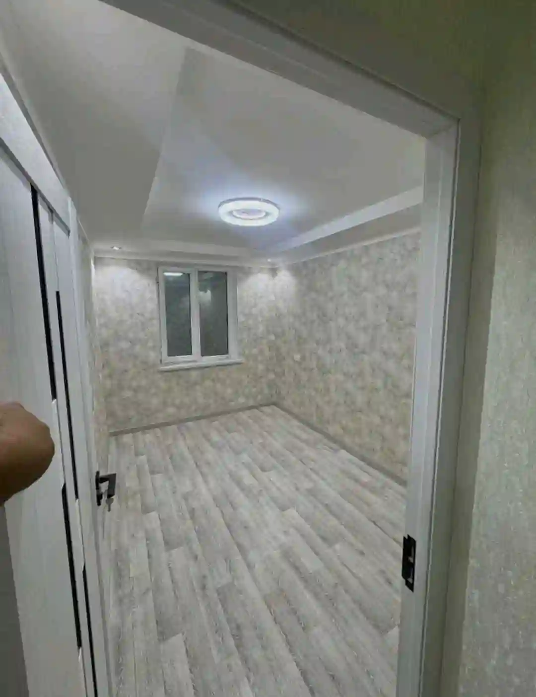 4-к квартира, 3 этаж, 78 м², Фирдавси