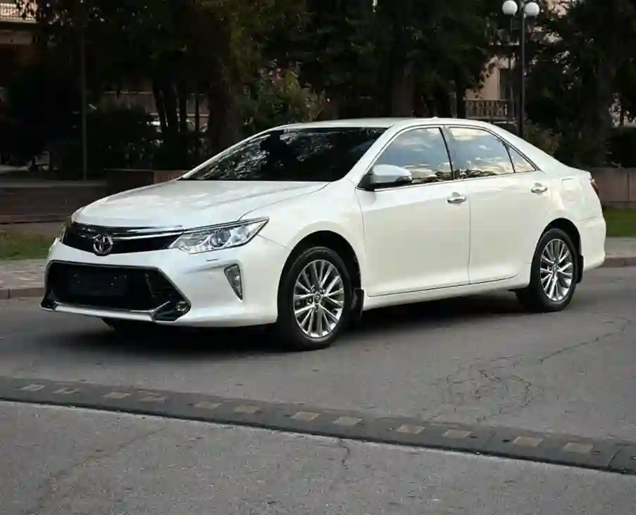 Toyota Camry 2015 — миниатюра 2