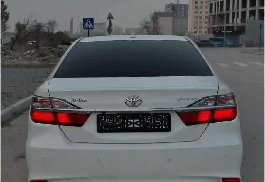 Toyota Camry 2015 — миниатюра 4