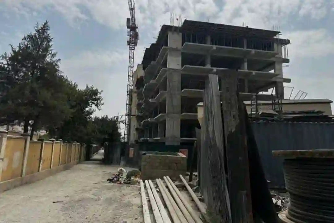 2-к квартира, 9 этаж, 82 м², Шохмансур