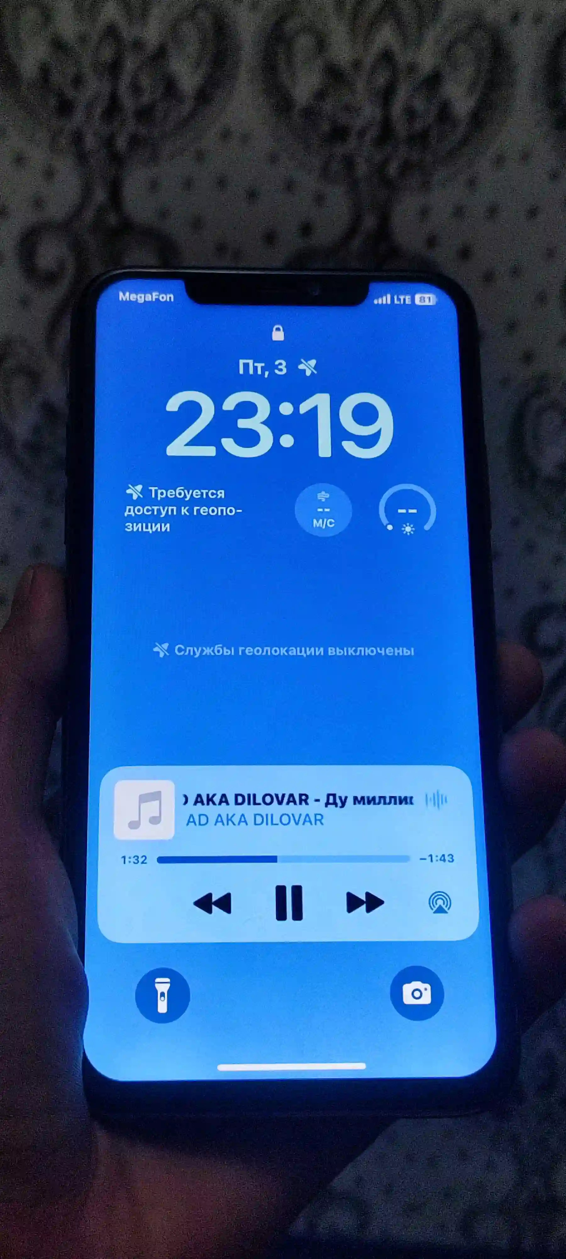 iPhone 11 Pro max 64gd gold colour 