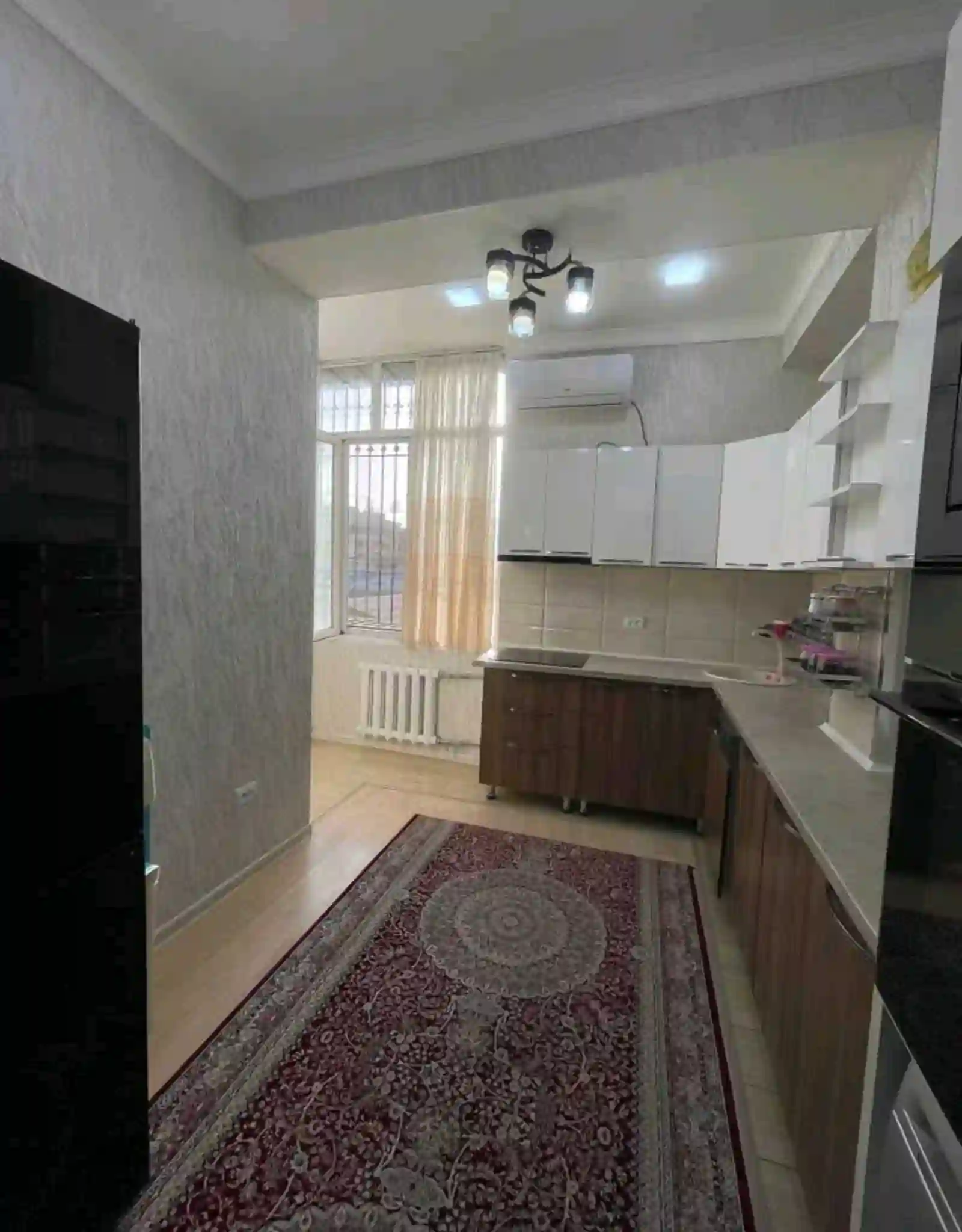 3-к квартира, 3 этаж, 79 м², Шохмансур