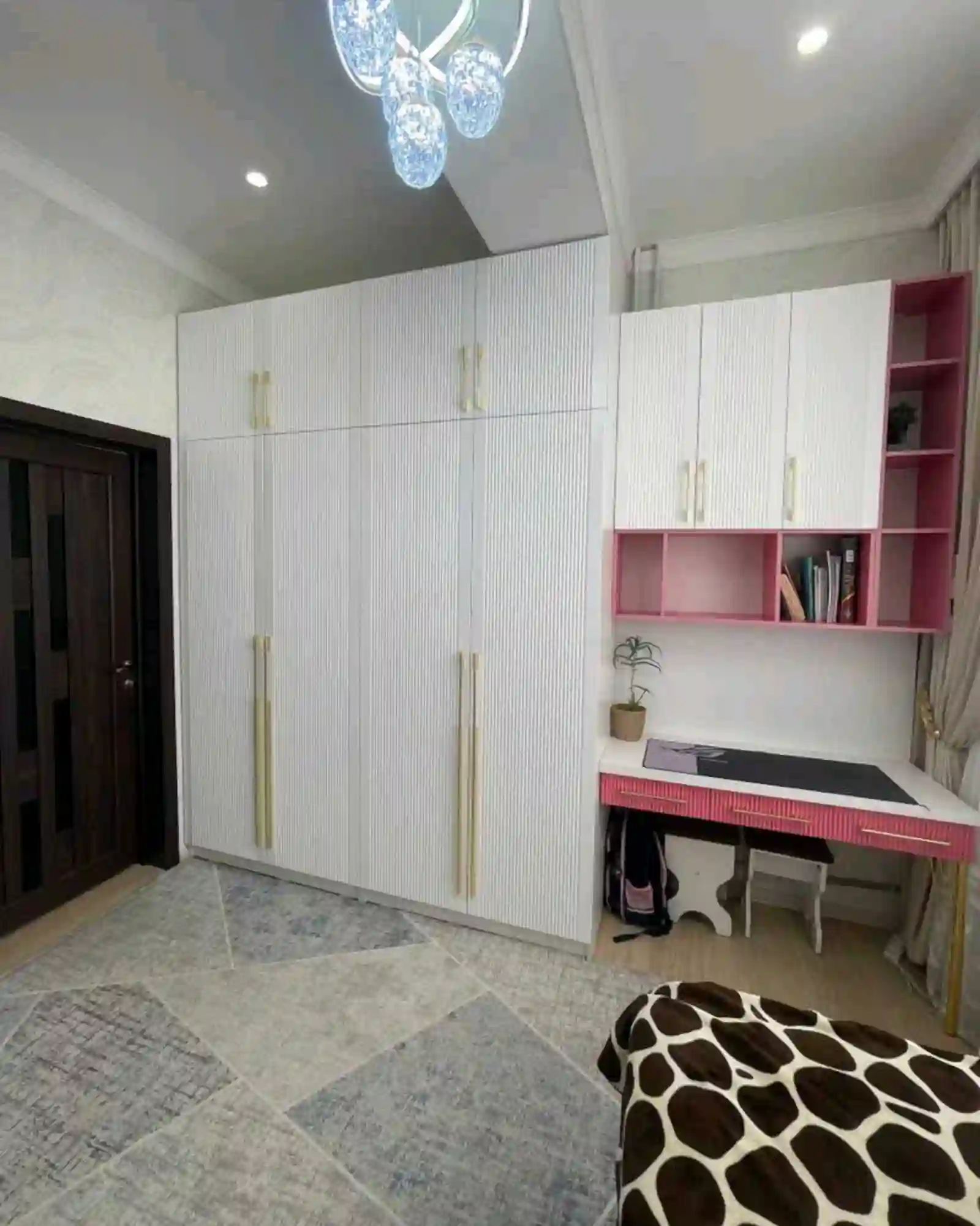 3-к квартира, 3 этаж, 79 м², Шохмансур