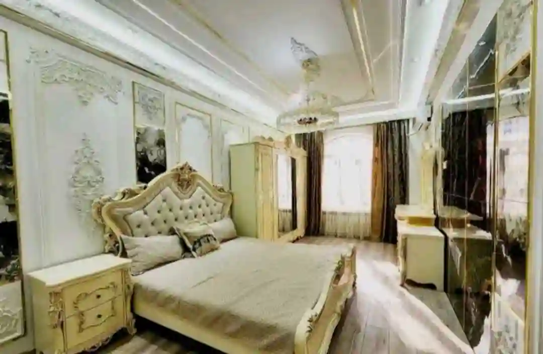 3-к квартира, 2 этаж, 100 м², Исмоил Сомони