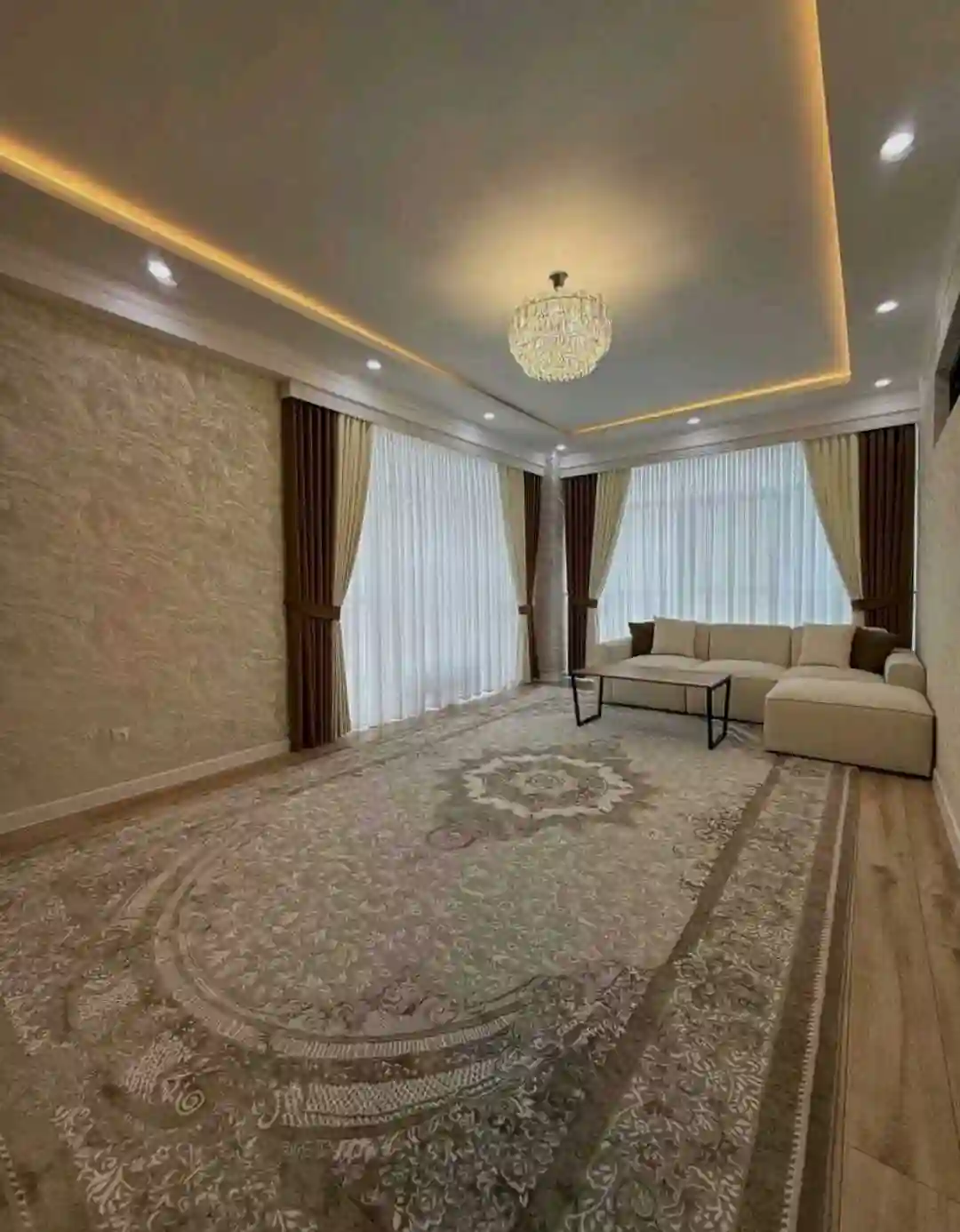 3-к квартира, 10 этаж, 96 м², Фирдавси