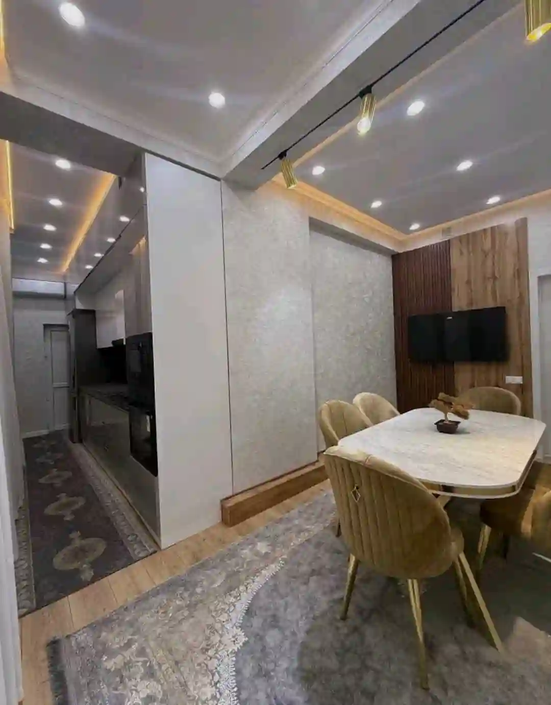 3-к квартира, 5 этаж, 80 м², Сино