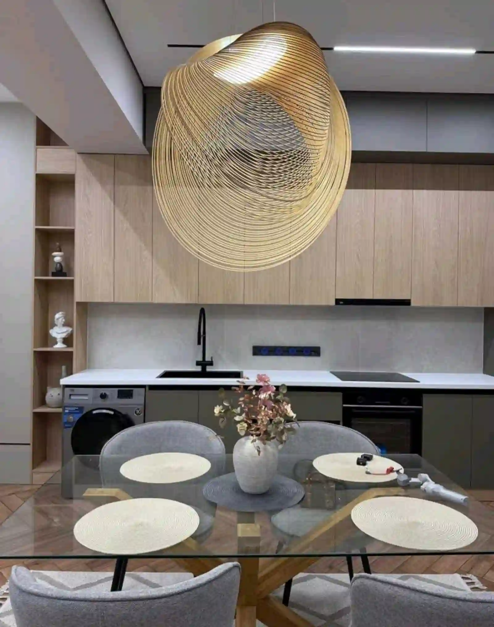 2-к квартира, 13 этаж, 74 м², Исмоил Сомони
