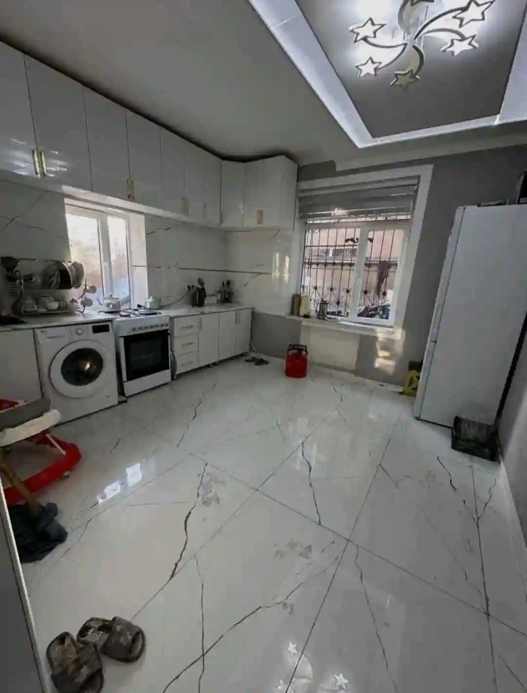 2 этажный, 6-комн. дом, 100 м², 4 соток, Фирдавси