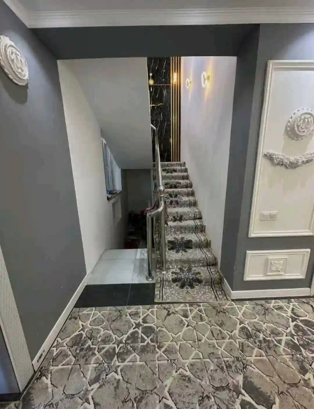 2 этажный, 6-комн. дом, 100 м², 4 соток, Фирдавси