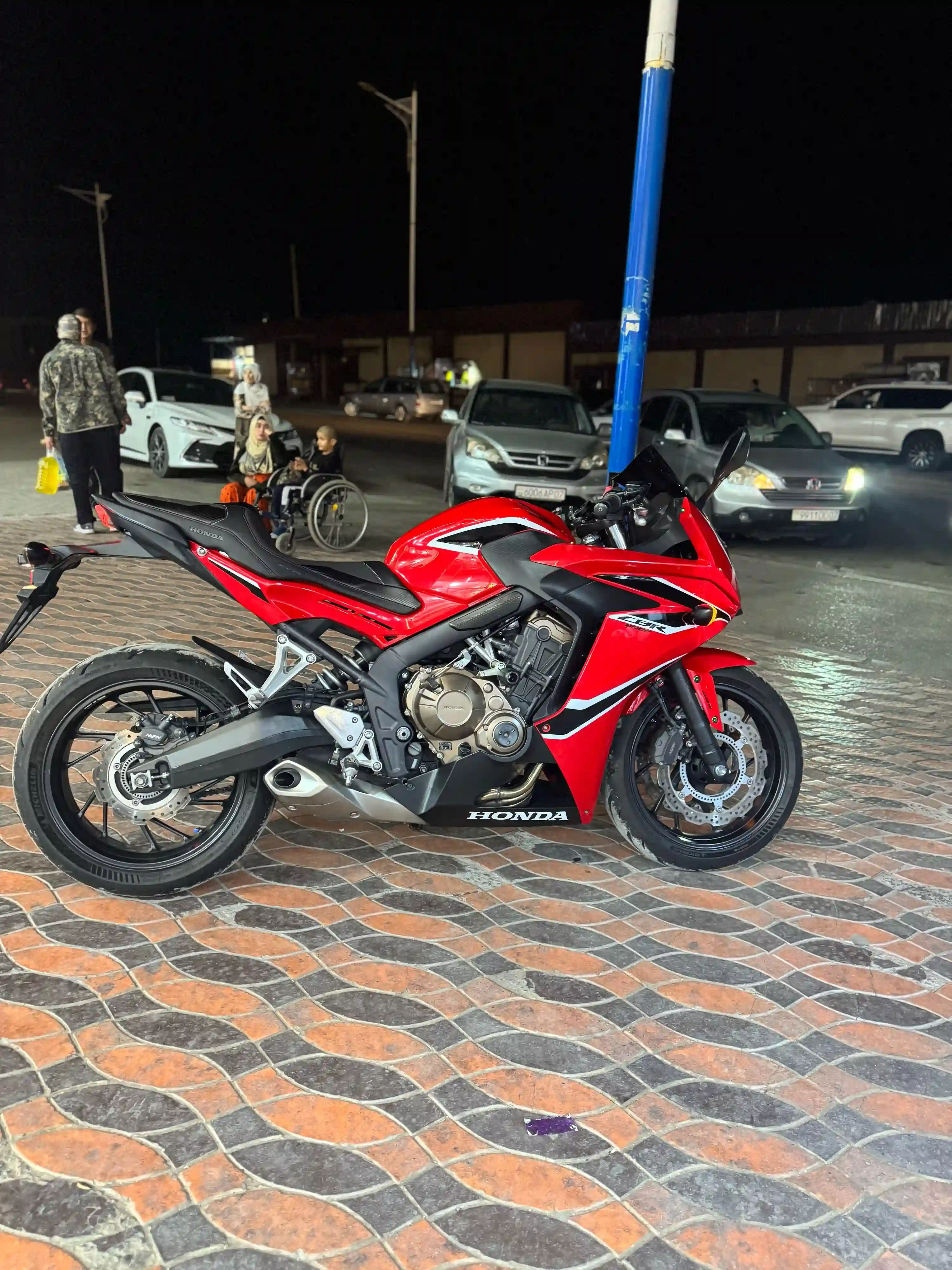 Honda cbr650F