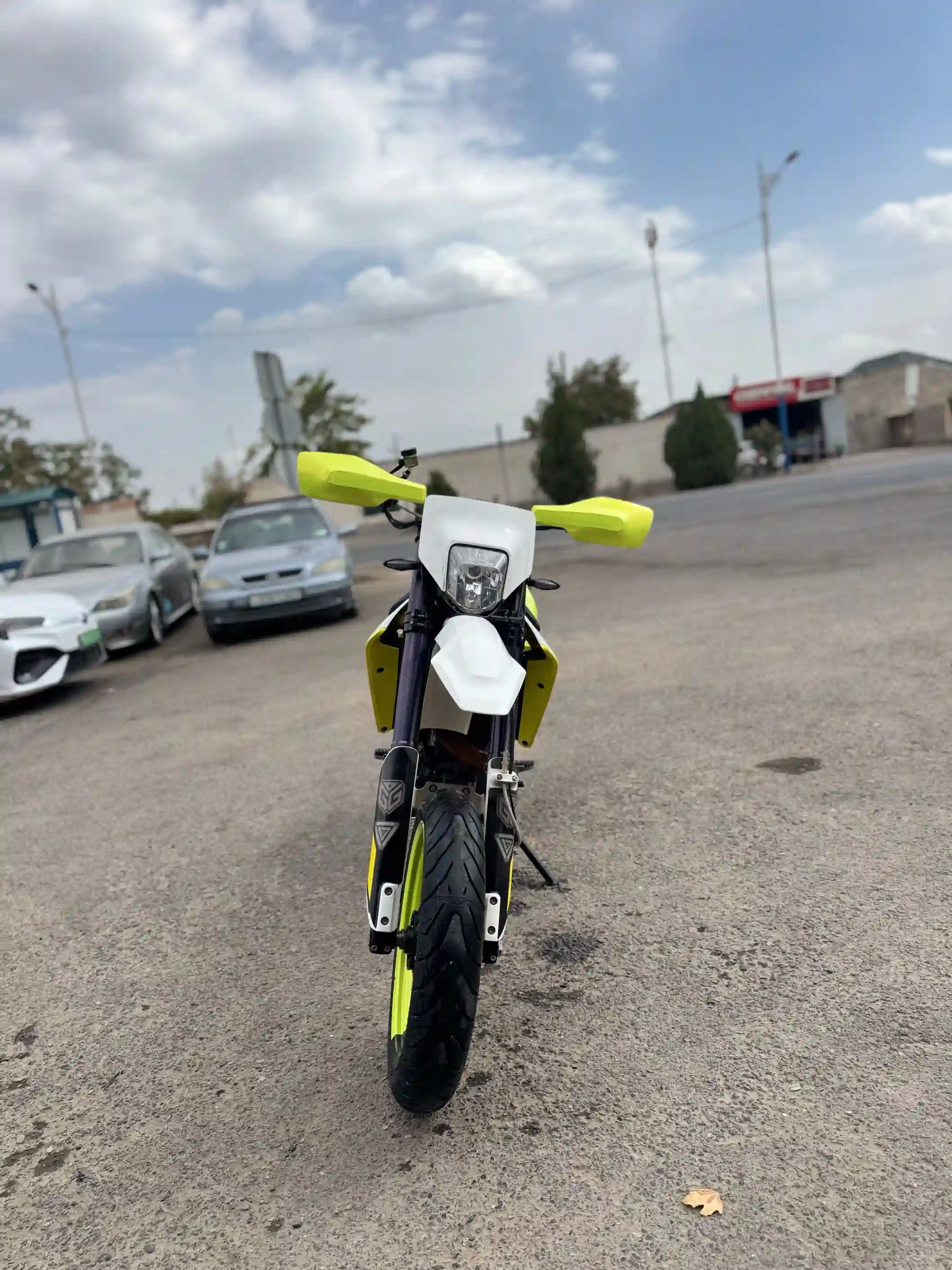 Huskvarna 701 supermoto 