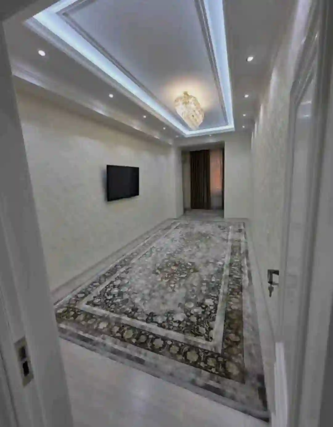 3-к квартира, 15 этаж, 130 м², Фирдавси