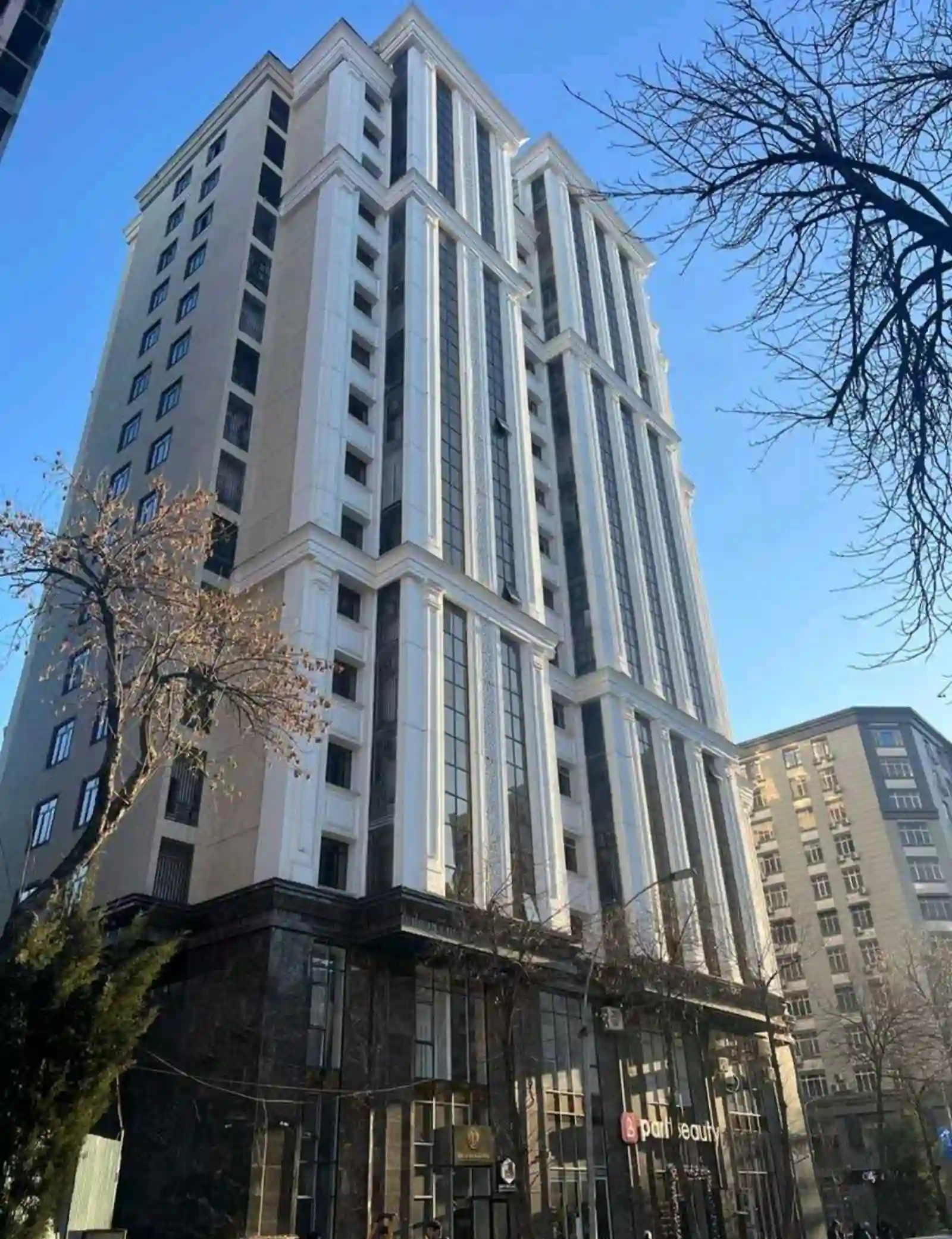 3-к квартира, 16 этаж, 90 м², Шохмансур