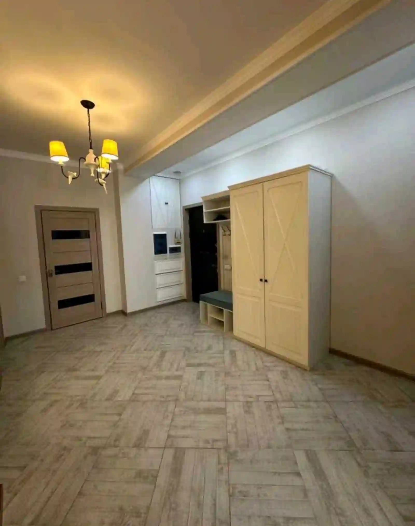 3-к квартира, 13 этаж, 103 м², Исмоил Сомони
